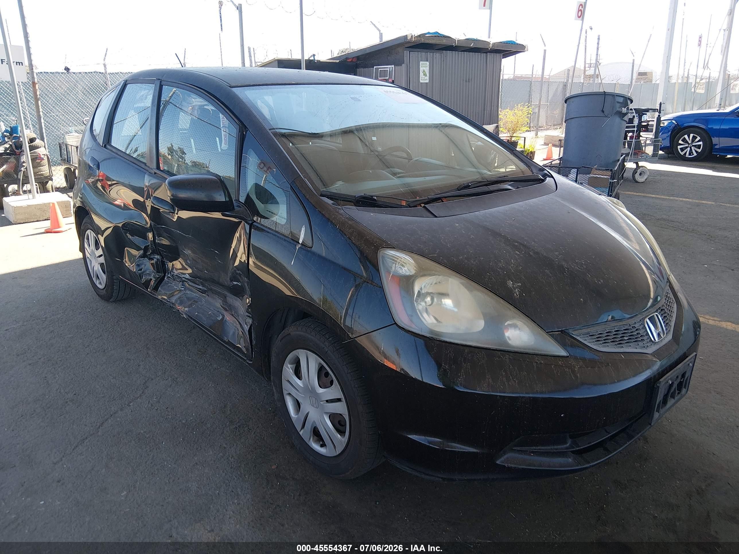 2011 Honda Fit Black vin: JHMGE8G3XBS009132