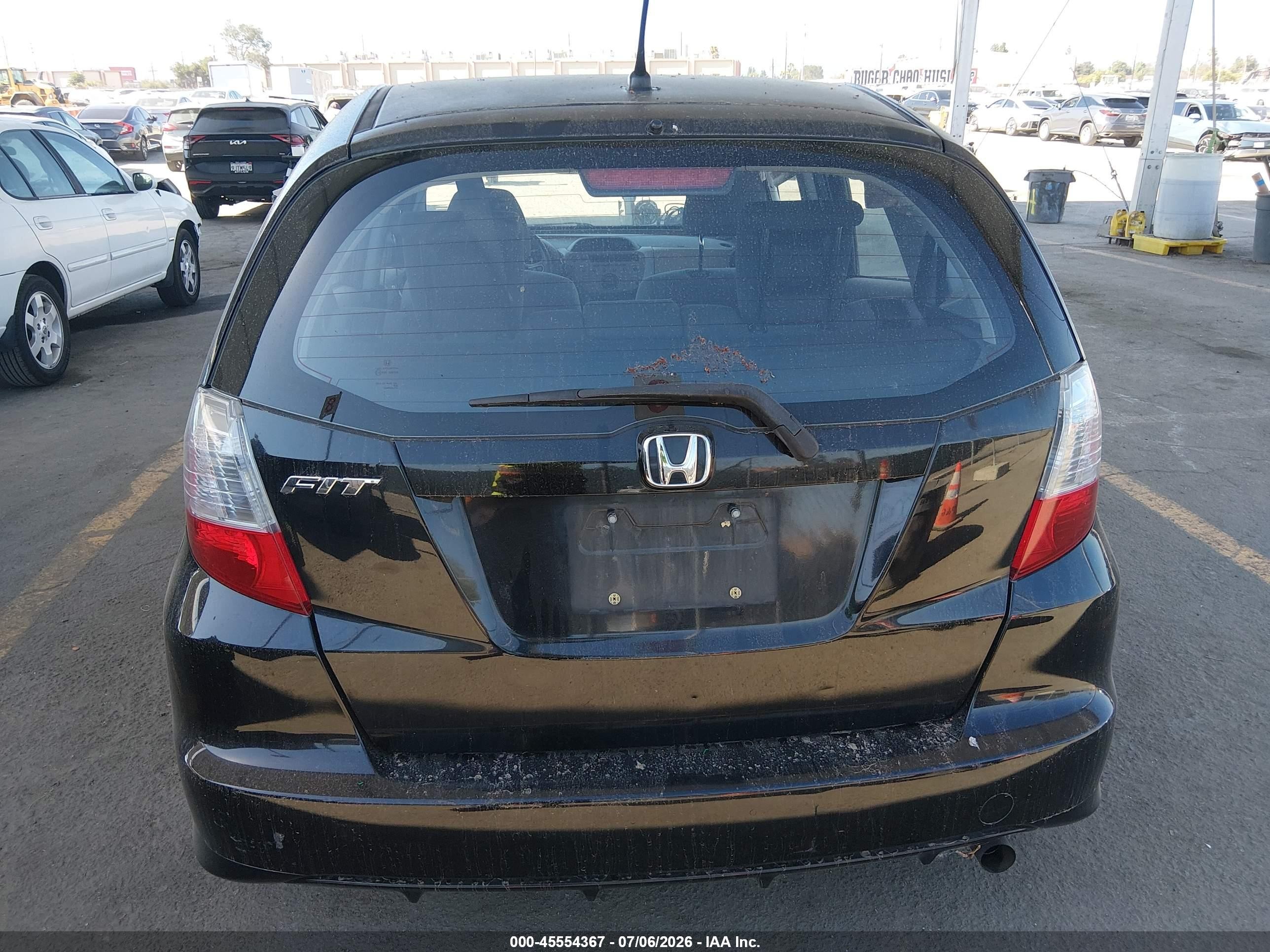 2011 Honda Fit Black vin: JHMGE8G3XBS009132