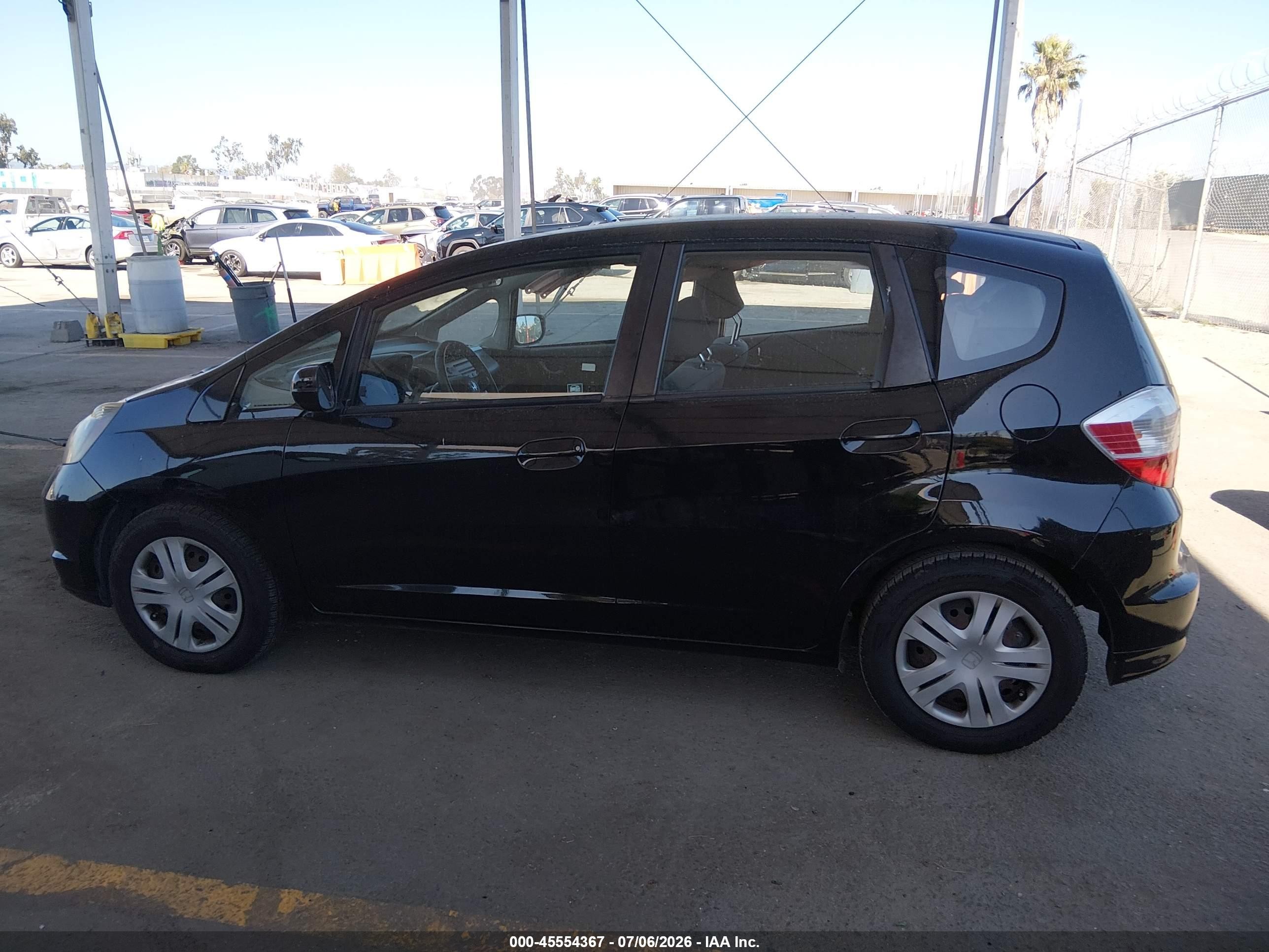 2011 Honda Fit Black vin: JHMGE8G3XBS009132