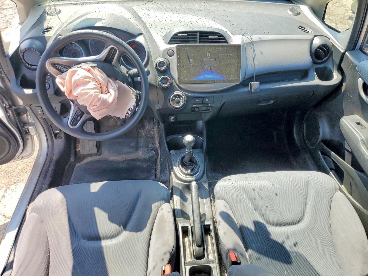 2013 Honda Fit Silver vin: JHMGE8G3XDC007619