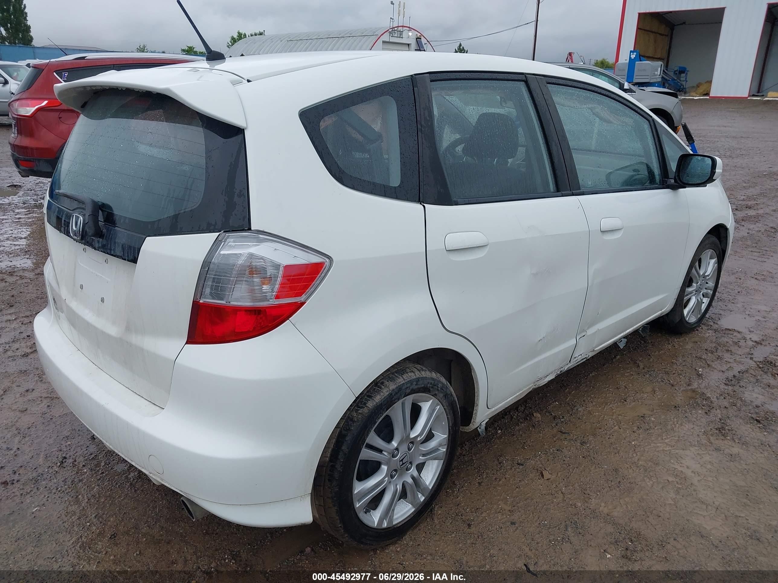 2010 Honda Fit Sport White vin: JHMGE8G40AC017774