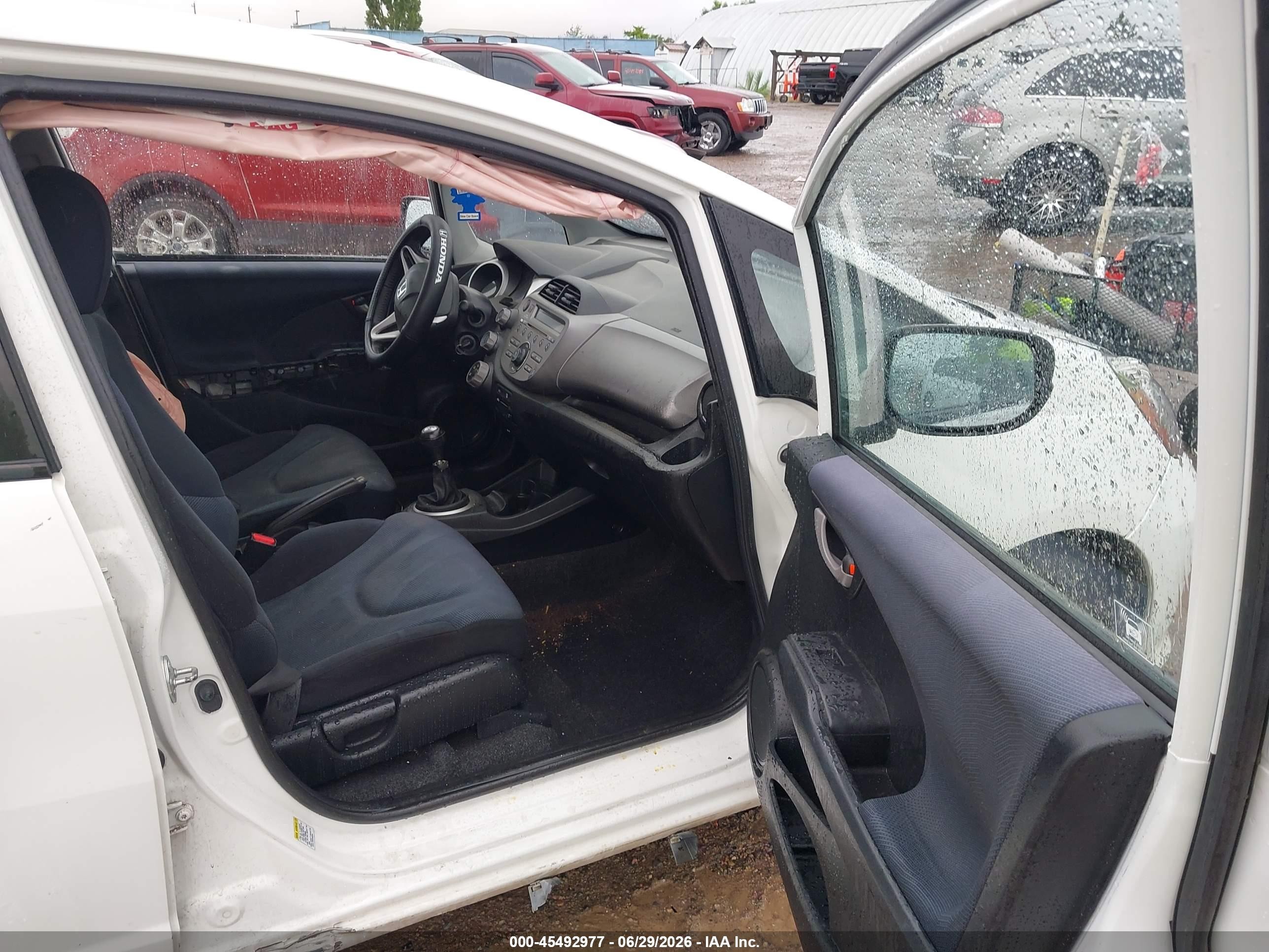 2010 Honda Fit Sport White vin: JHMGE8G40AC017774