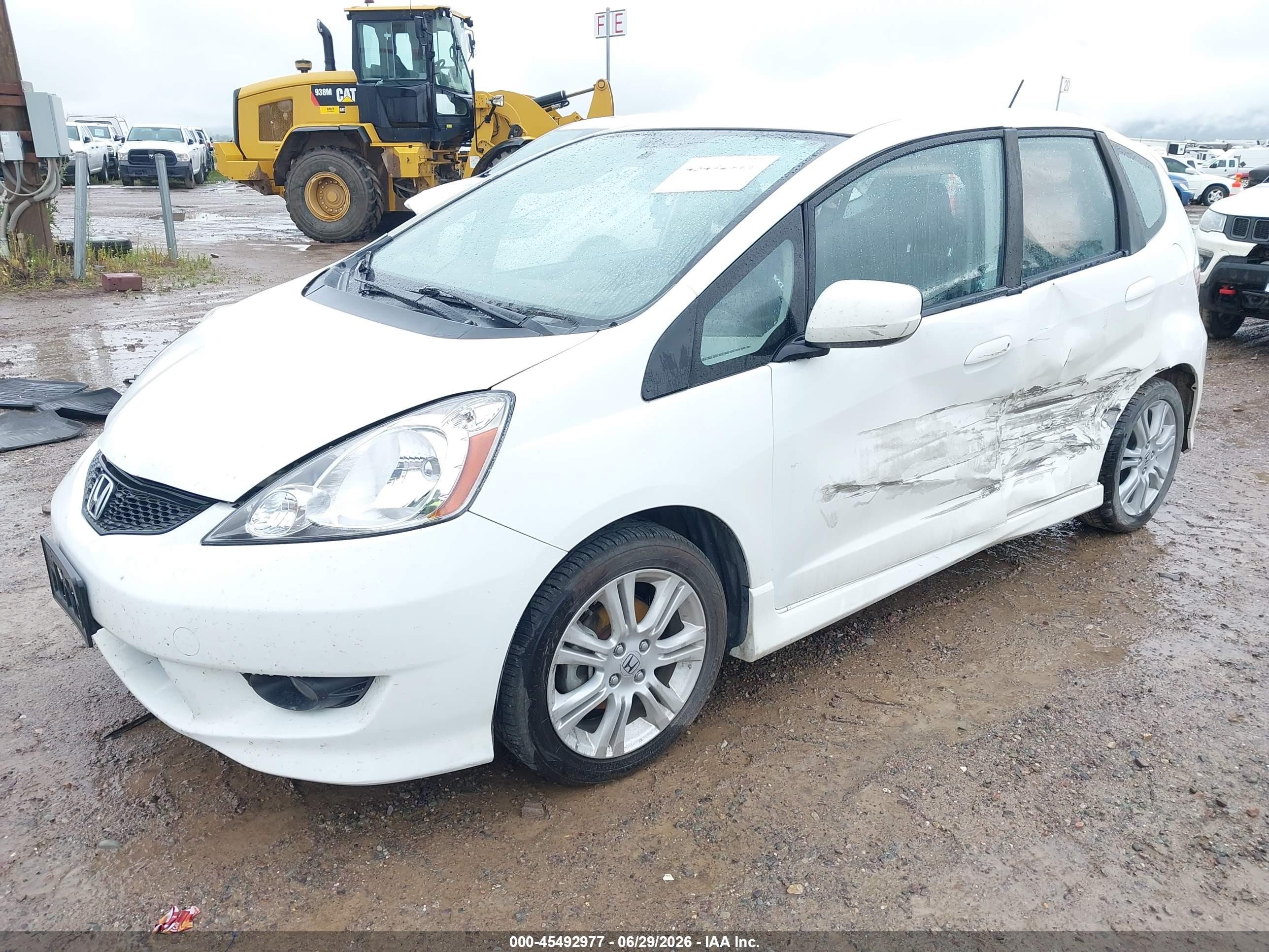 2010 Honda Fit Sport White vin: JHMGE8G40AC017774