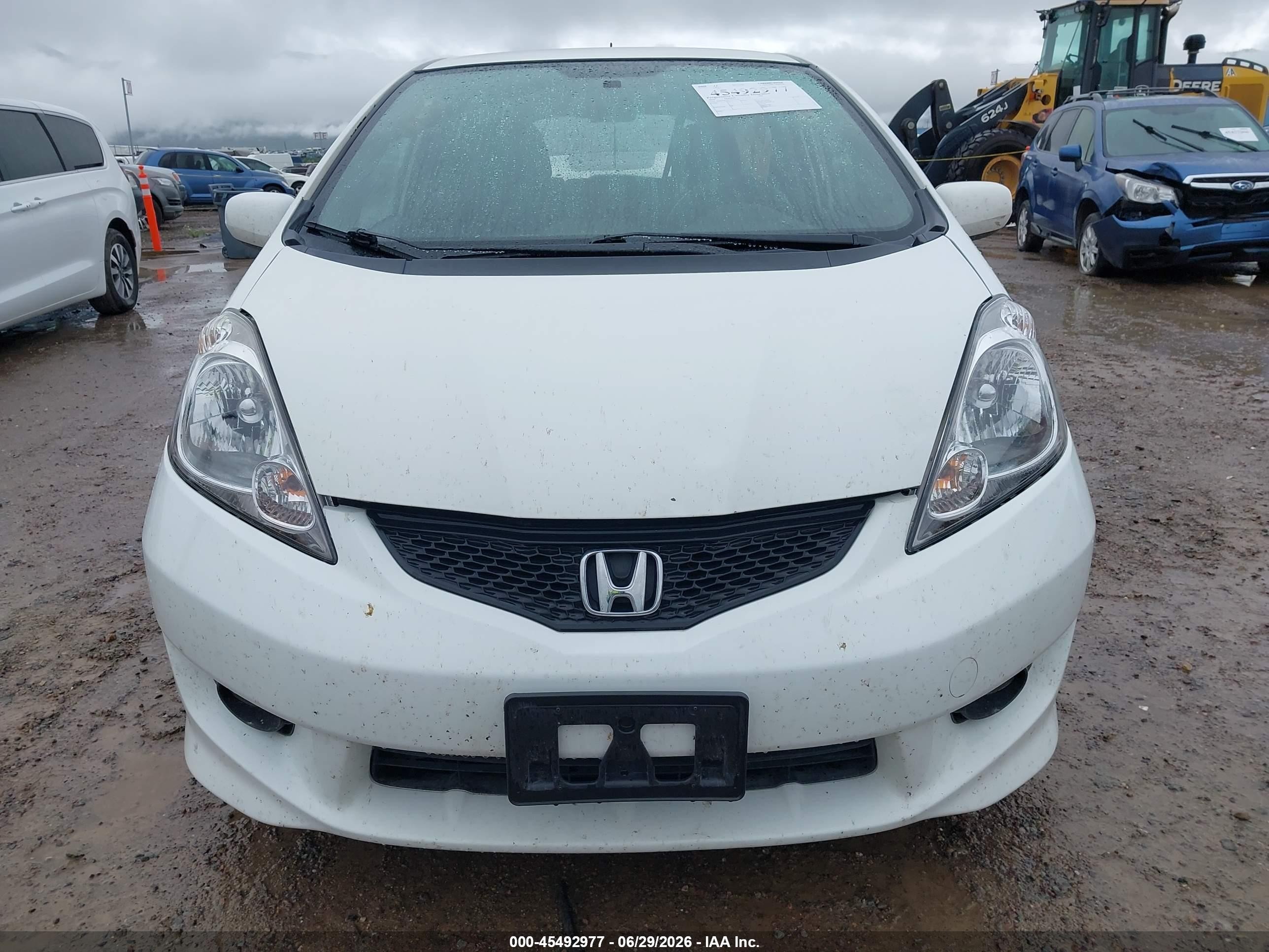 2010 Honda Fit Sport White vin: JHMGE8G40AC017774