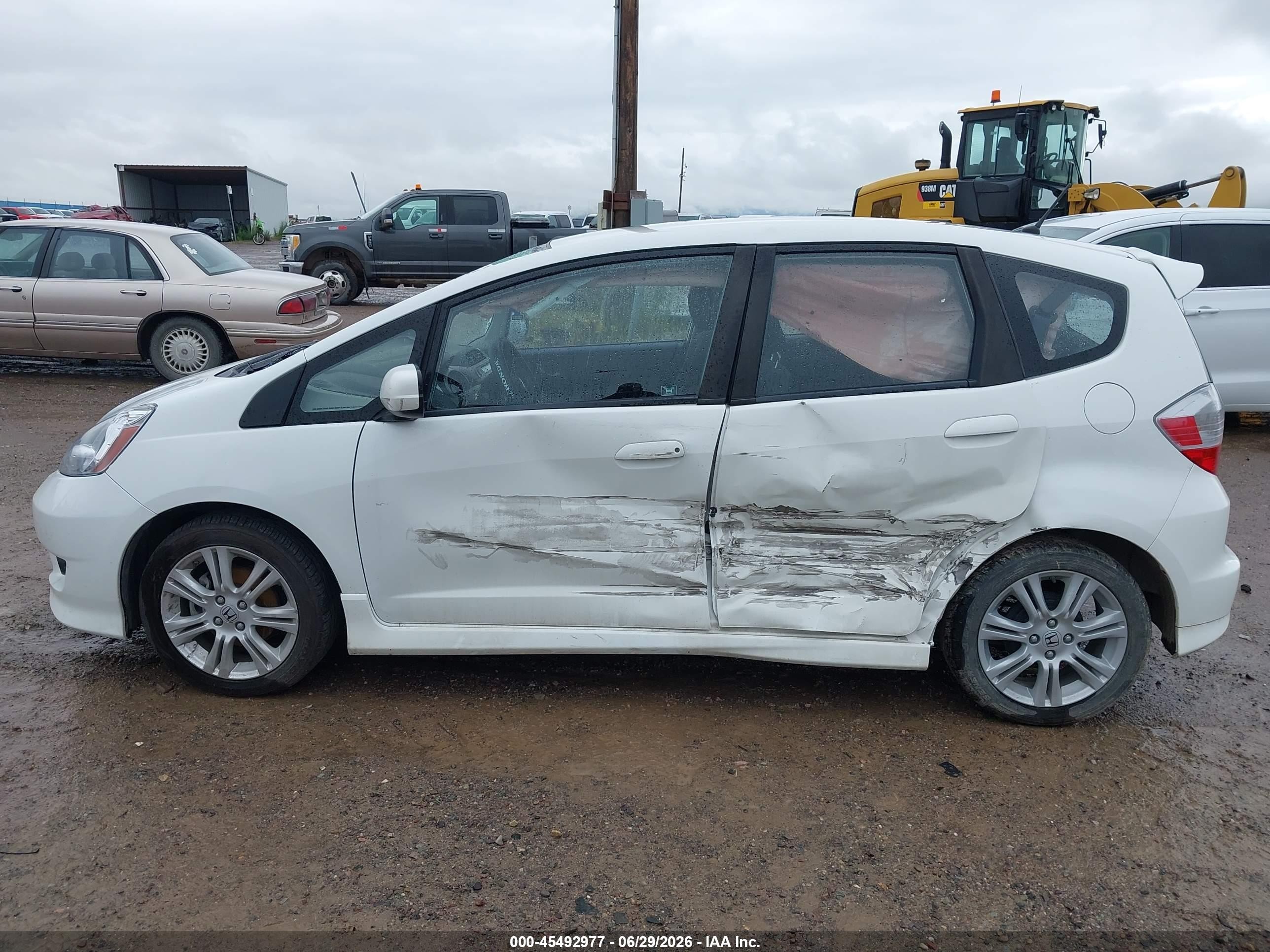 2010 Honda Fit Sport White vin: JHMGE8G40AC017774