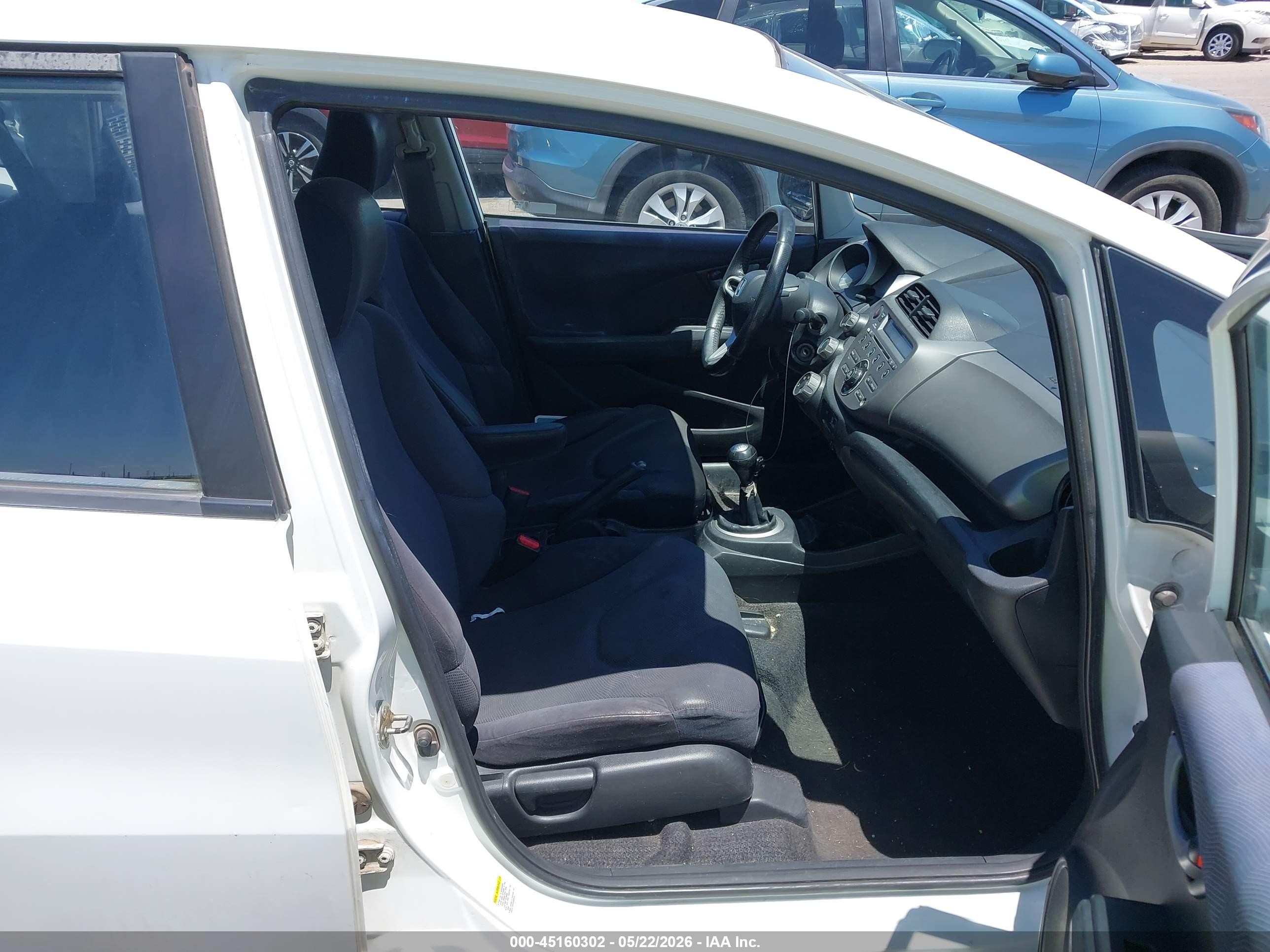 2010 Honda Fit Sport Белый vin: JHMGE8G40AS006473