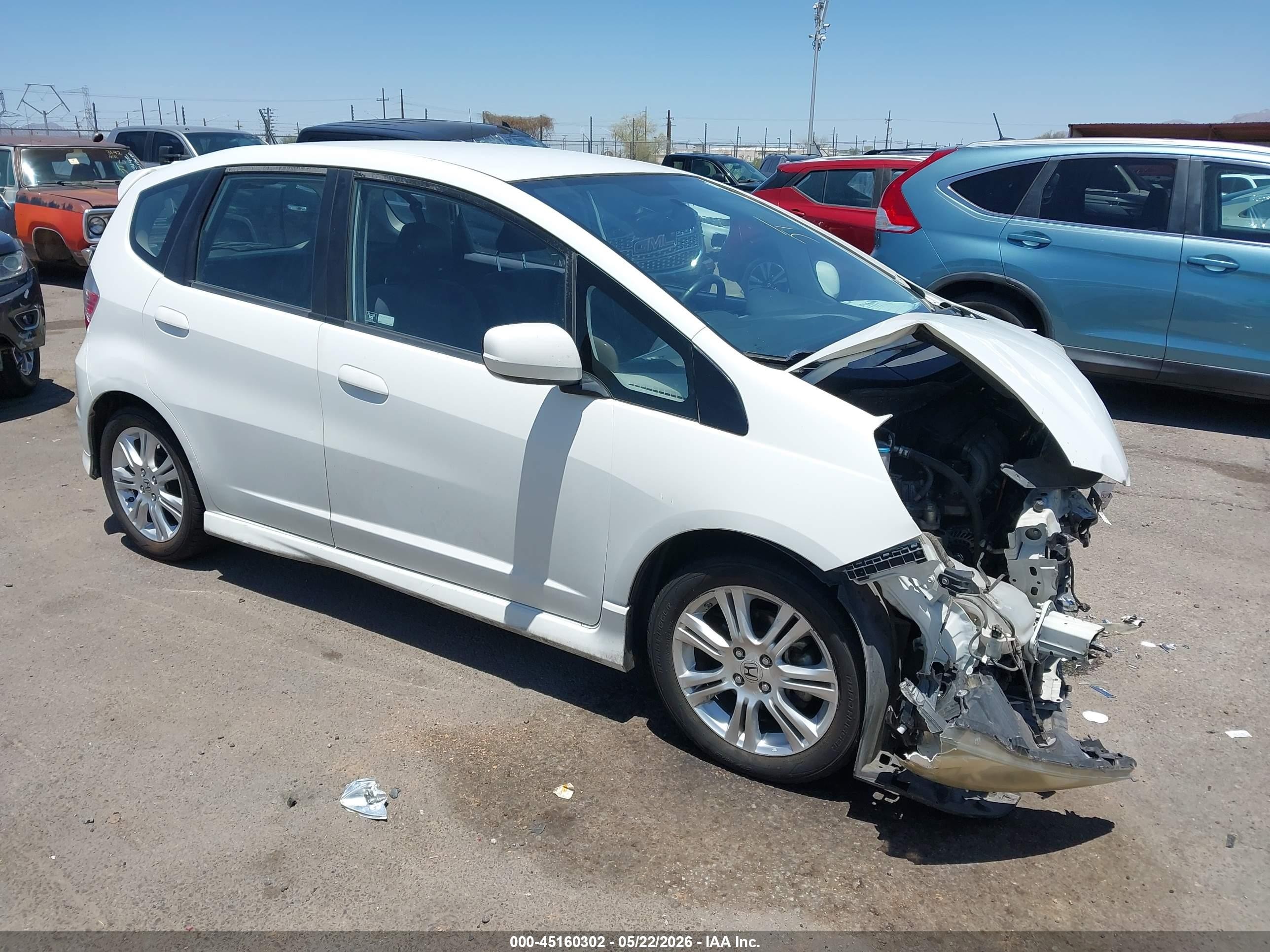 2010 Honda Fit Sport Белый vin: JHMGE8G40AS006473
