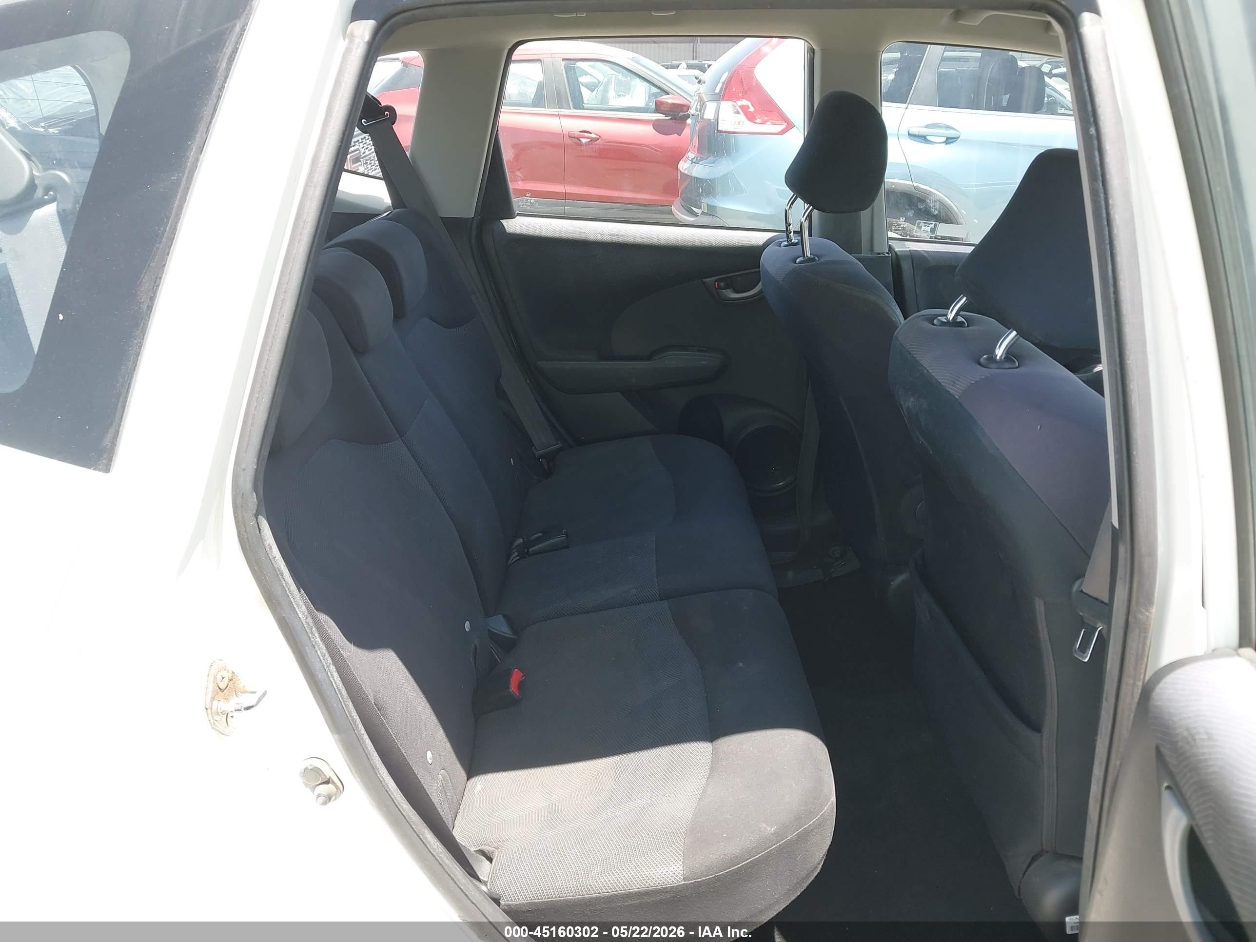 2010 Honda Fit Sport Белый vin: JHMGE8G40AS006473