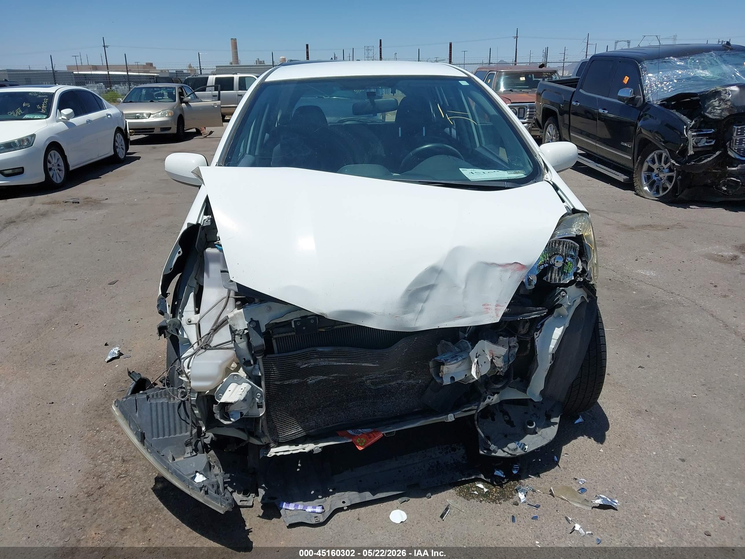 2010 Honda Fit Sport Белый vin: JHMGE8G40AS006473
