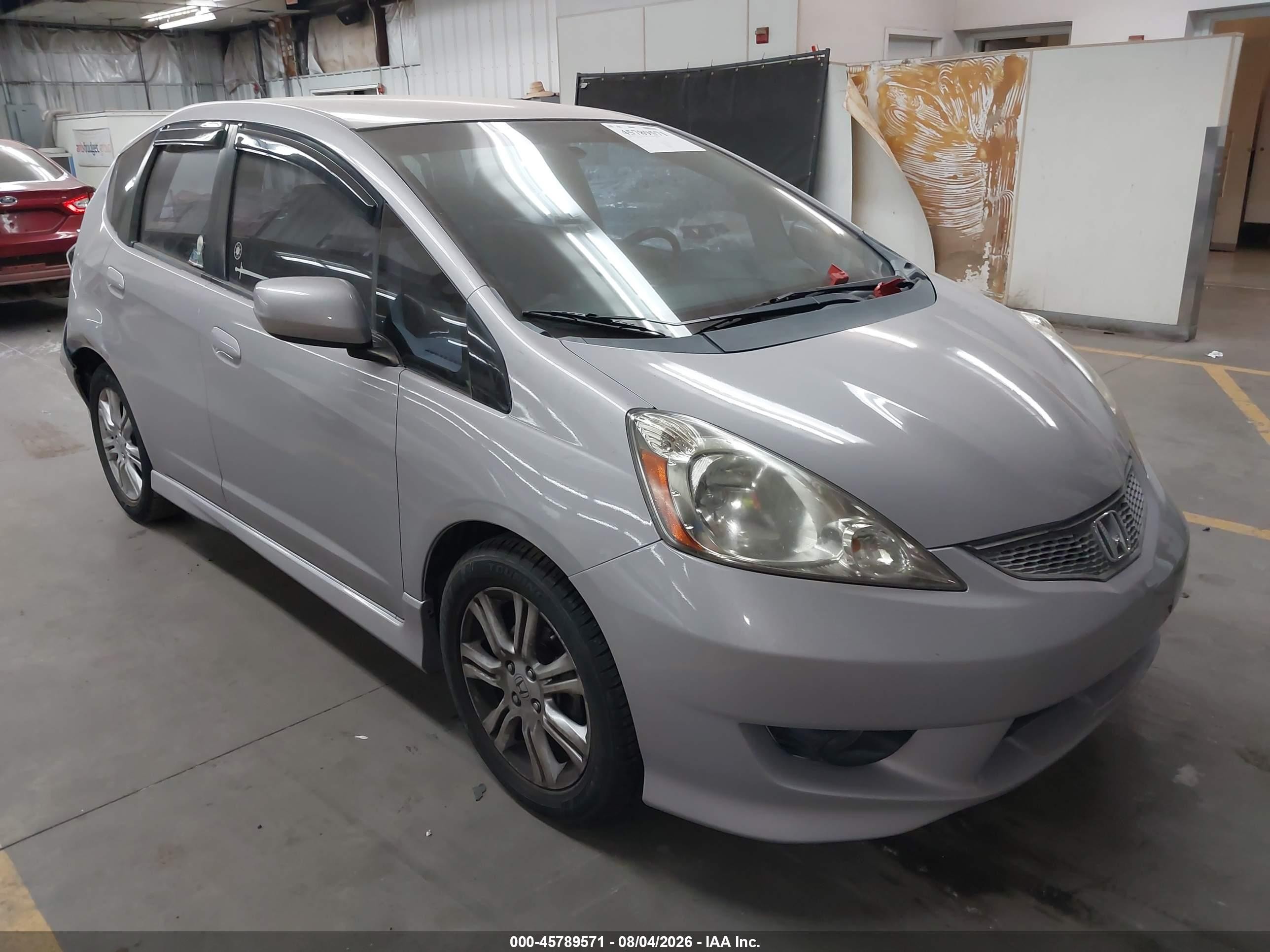 2010 Honda Fit Sport Pewter vin: JHMGE8G45AS027741