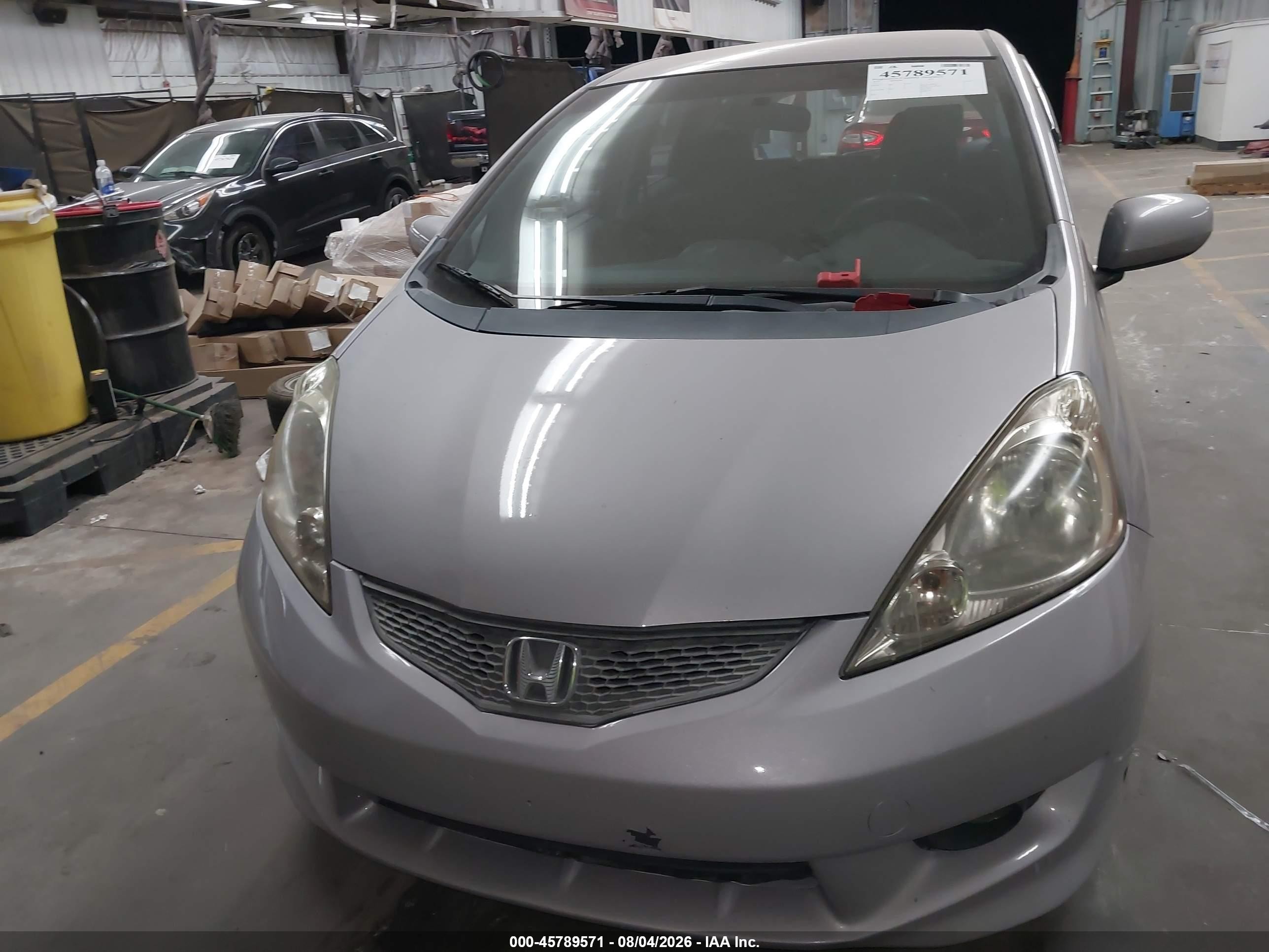 2010 Honda Fit Sport Pewter vin: JHMGE8G45AS027741