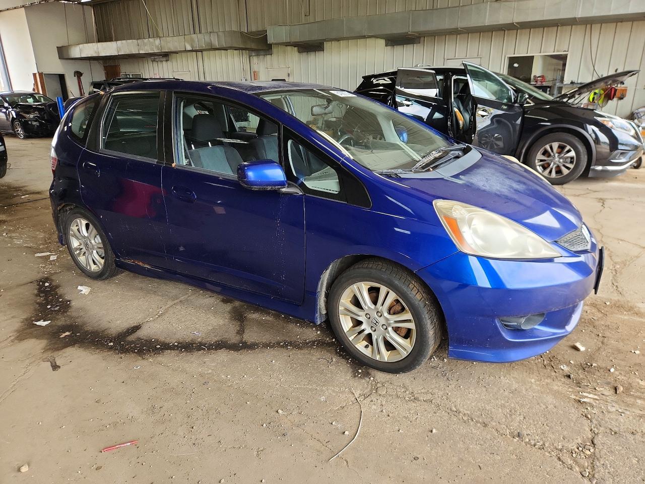 2010 Honda Fit Sport Blue vin: JHMGE8G49AS006777