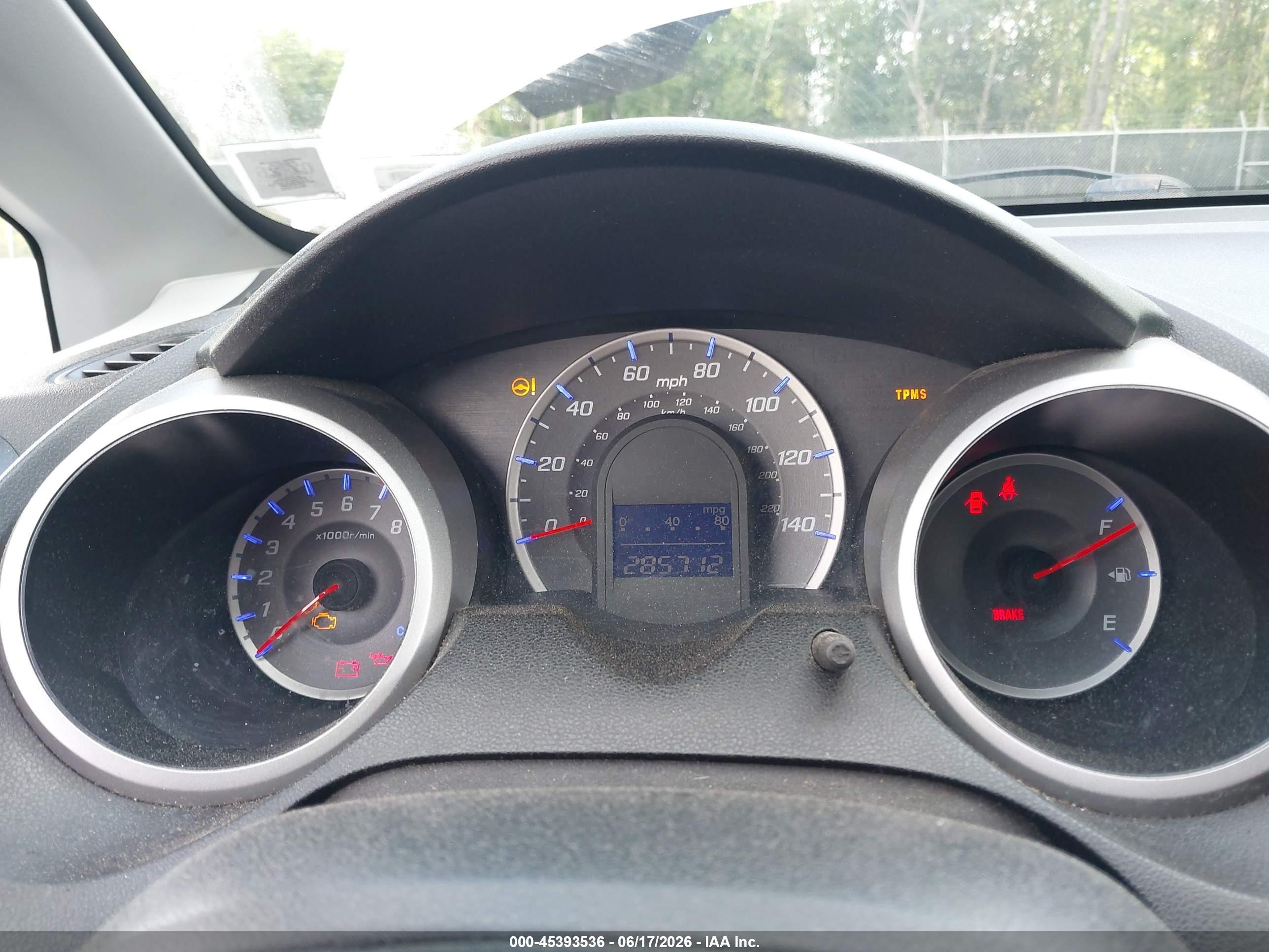 2011 Honda Fit Sport White vin: JHMGE8G50BS000070