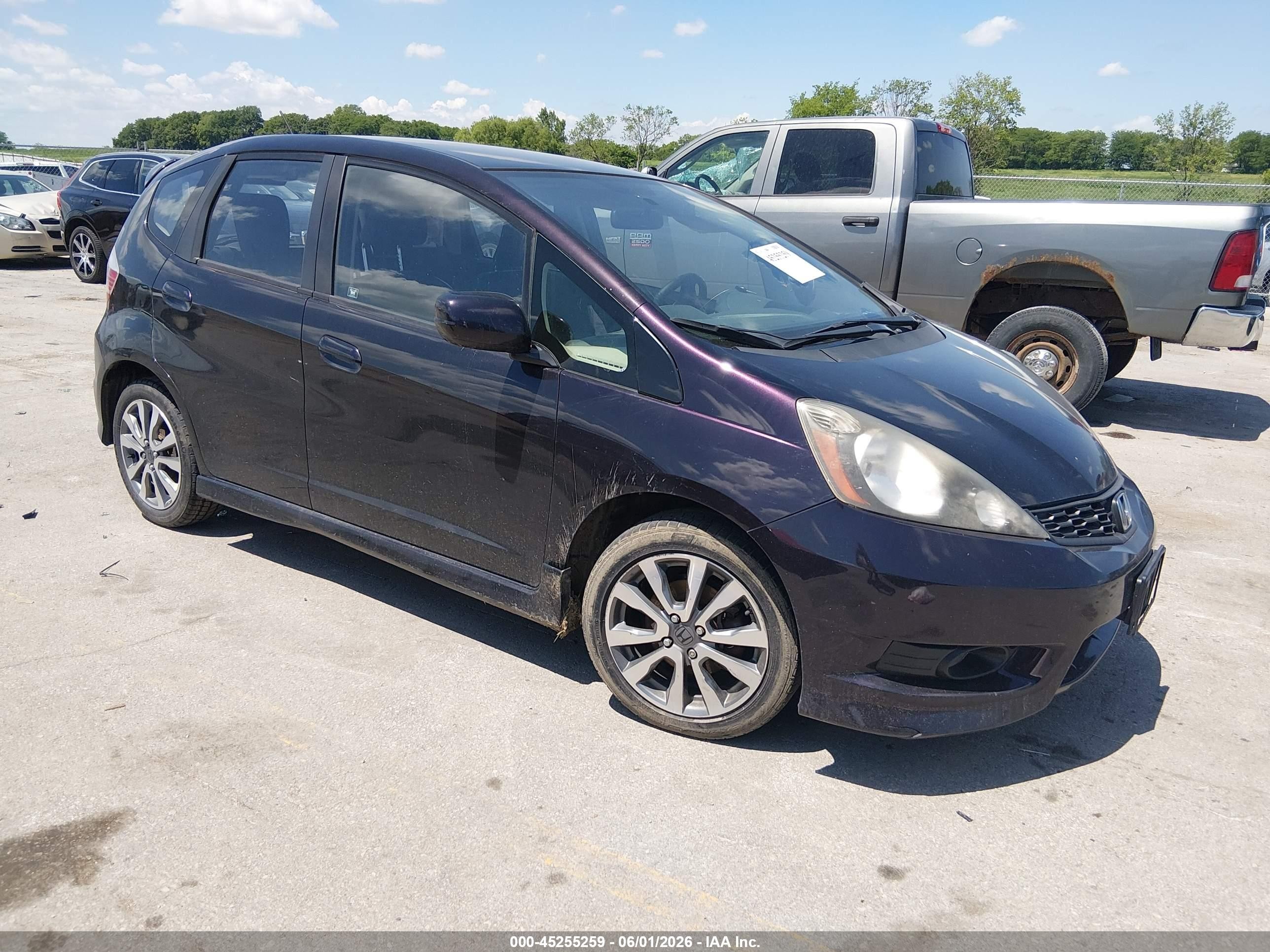 2013 Honda Fit Sport Фиолетовый vin: JHMGE8G52DC064284