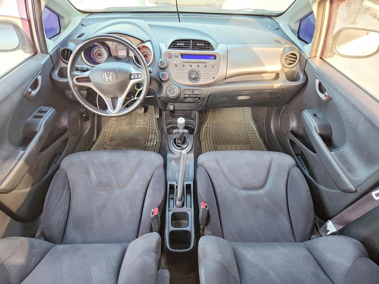2011 Honda Fit Sport Silver vin: JHMGE8G54BC017500