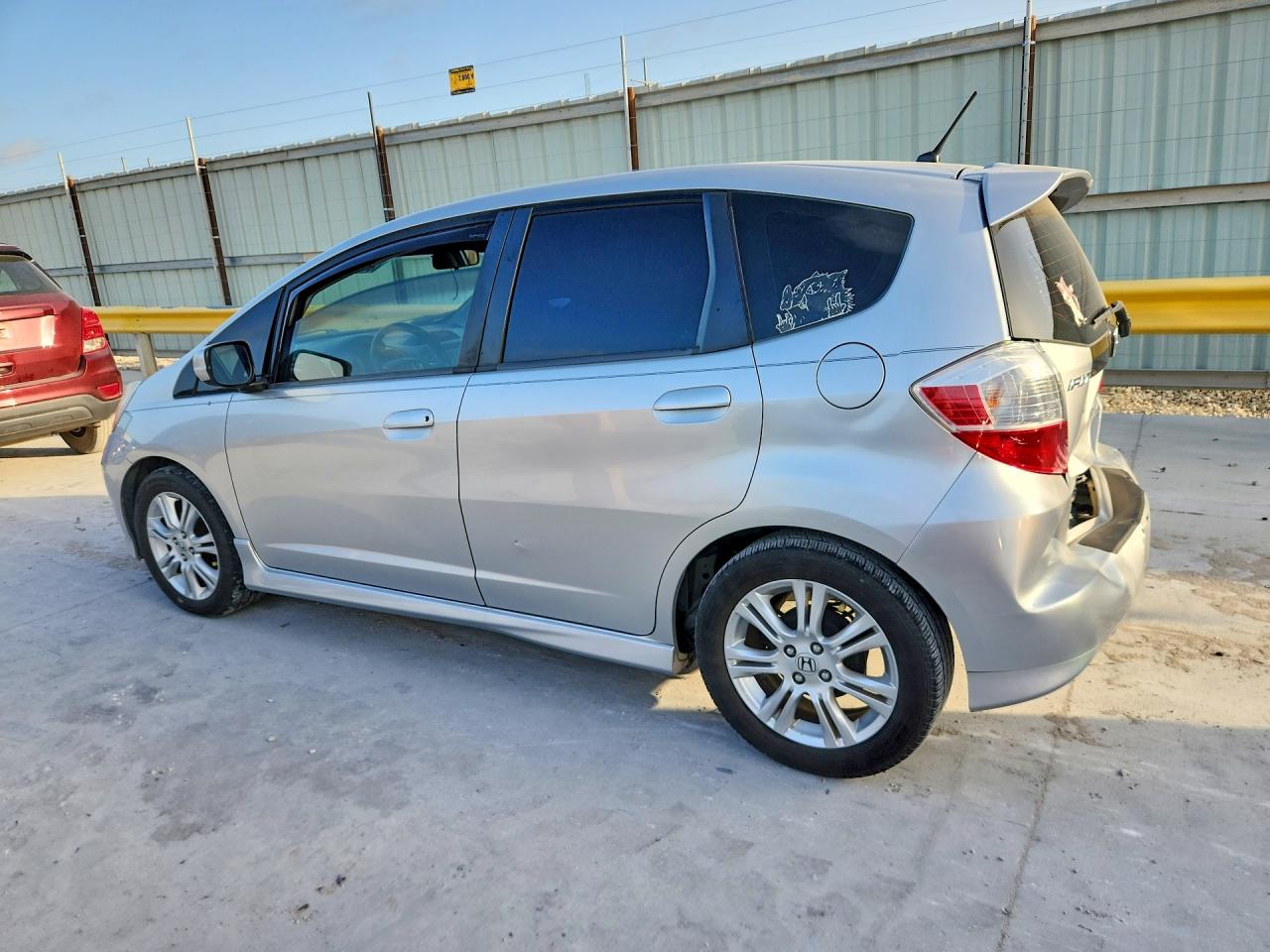 2011 Honda Fit Sport Silver vin: JHMGE8G54BC017500