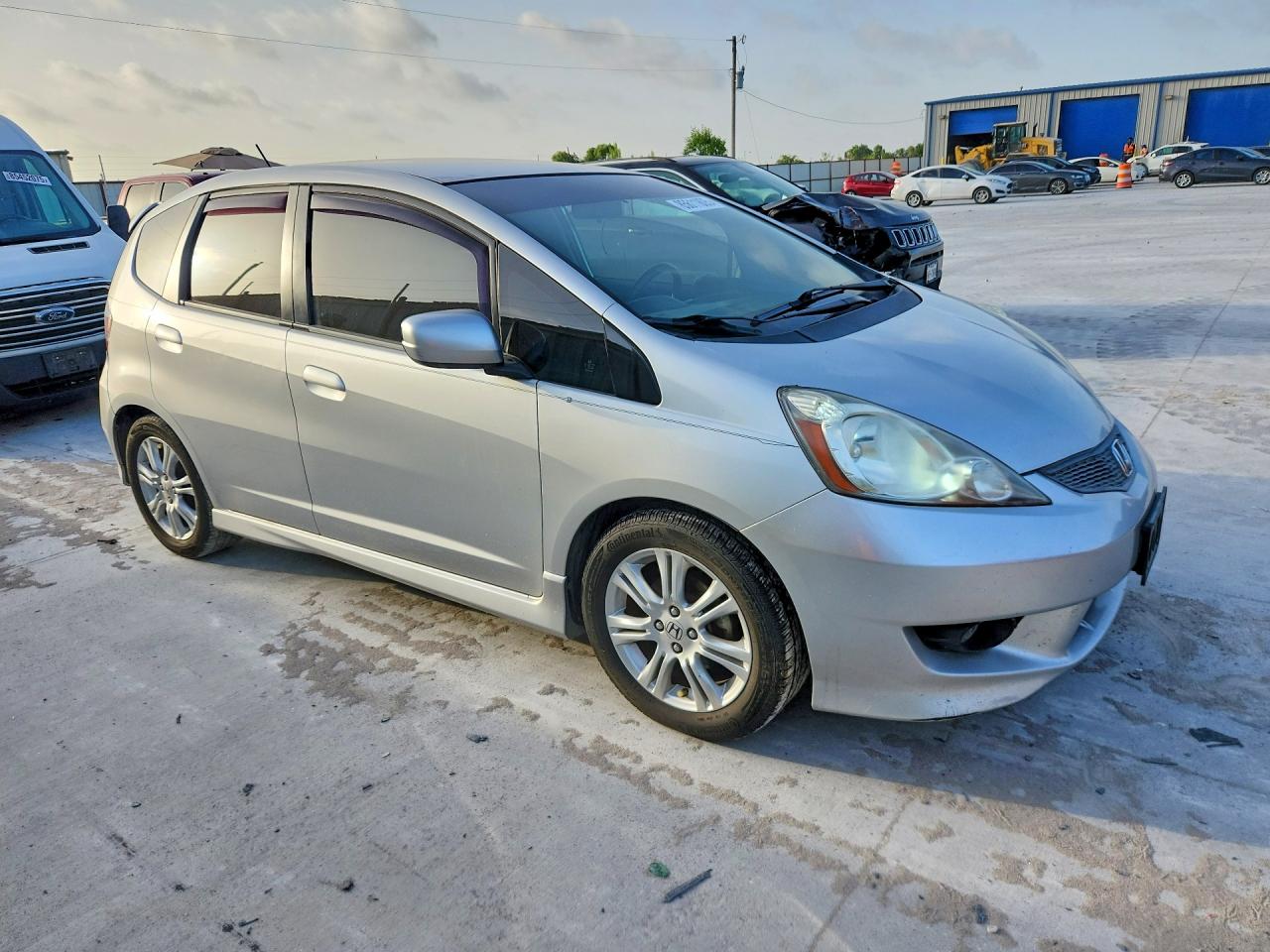 2011 Honda Fit Sport Silver vin: JHMGE8G54BC017500
