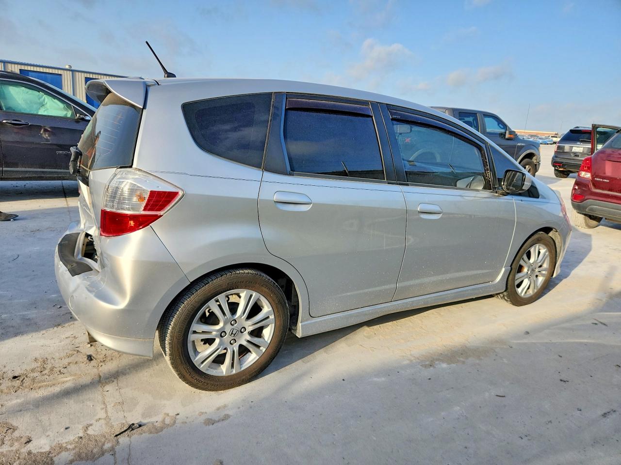 2011 Honda Fit Sport Silver vin: JHMGE8G54BC017500