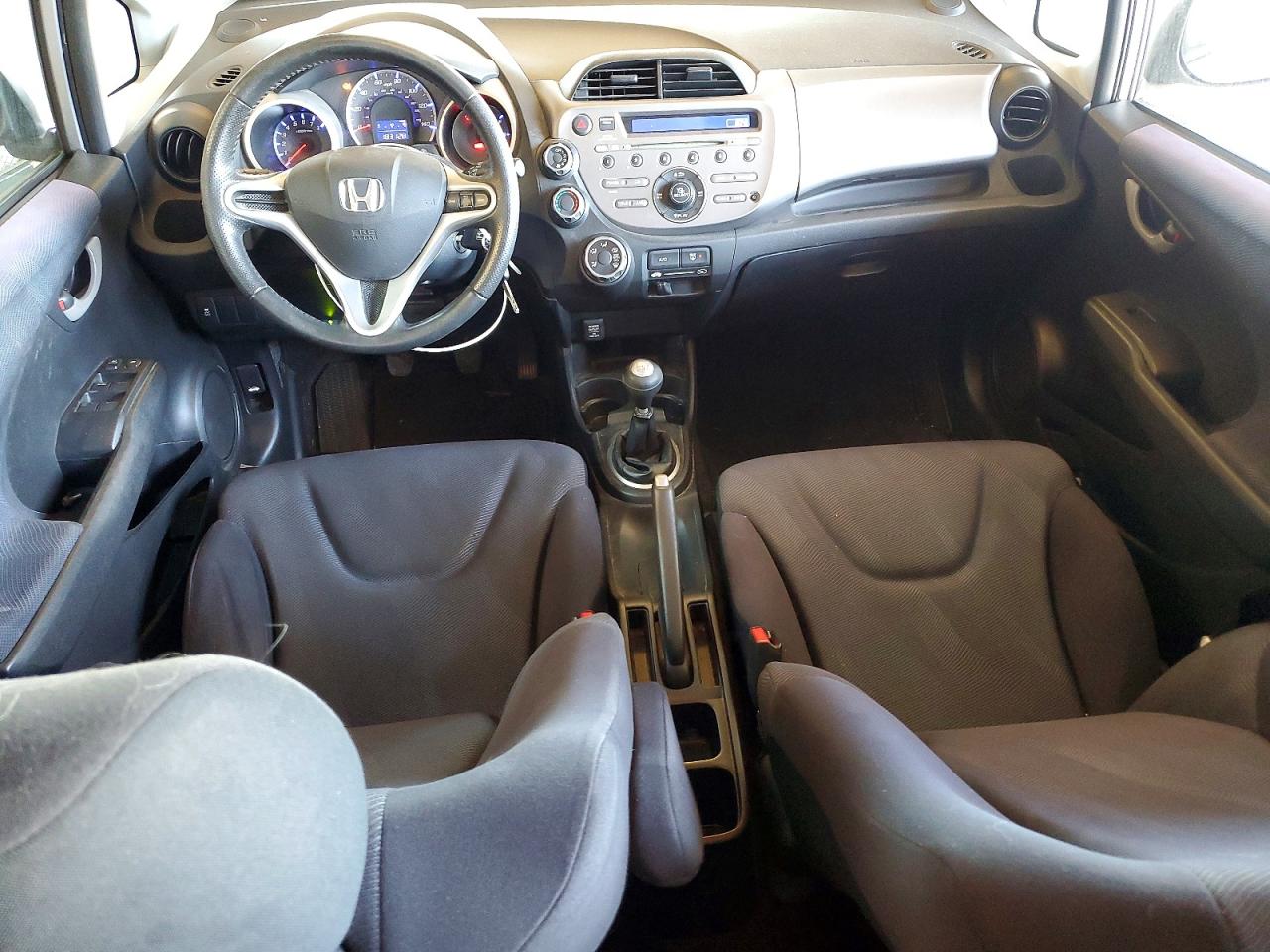 2011 Honda Fit Sport Серебряный vin: JHMGE8G54BS007460