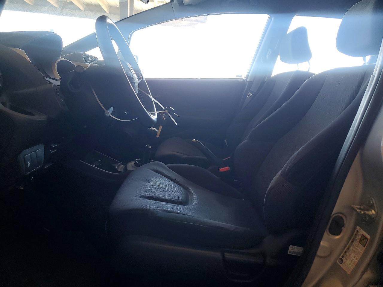 2011 Honda Fit Sport Серебряный vin: JHMGE8G54BS007460