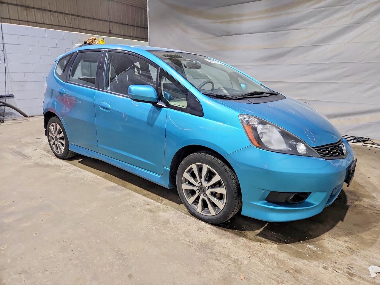 2013 Honda Fit Sport Turquoise vin: JHMGE8G54DC042738