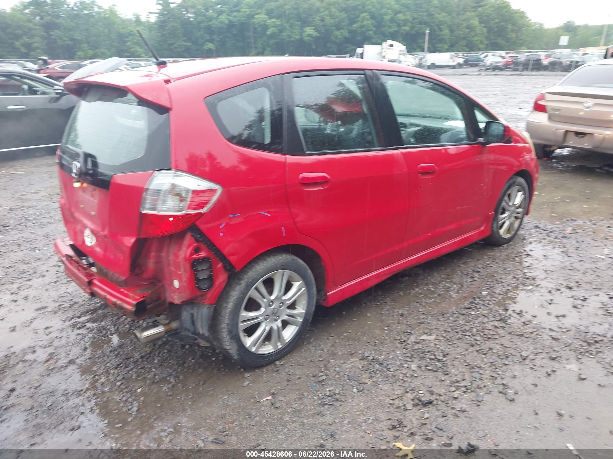 2011 Honda Fit Sport Red vin: JHMGE8G55BS001358