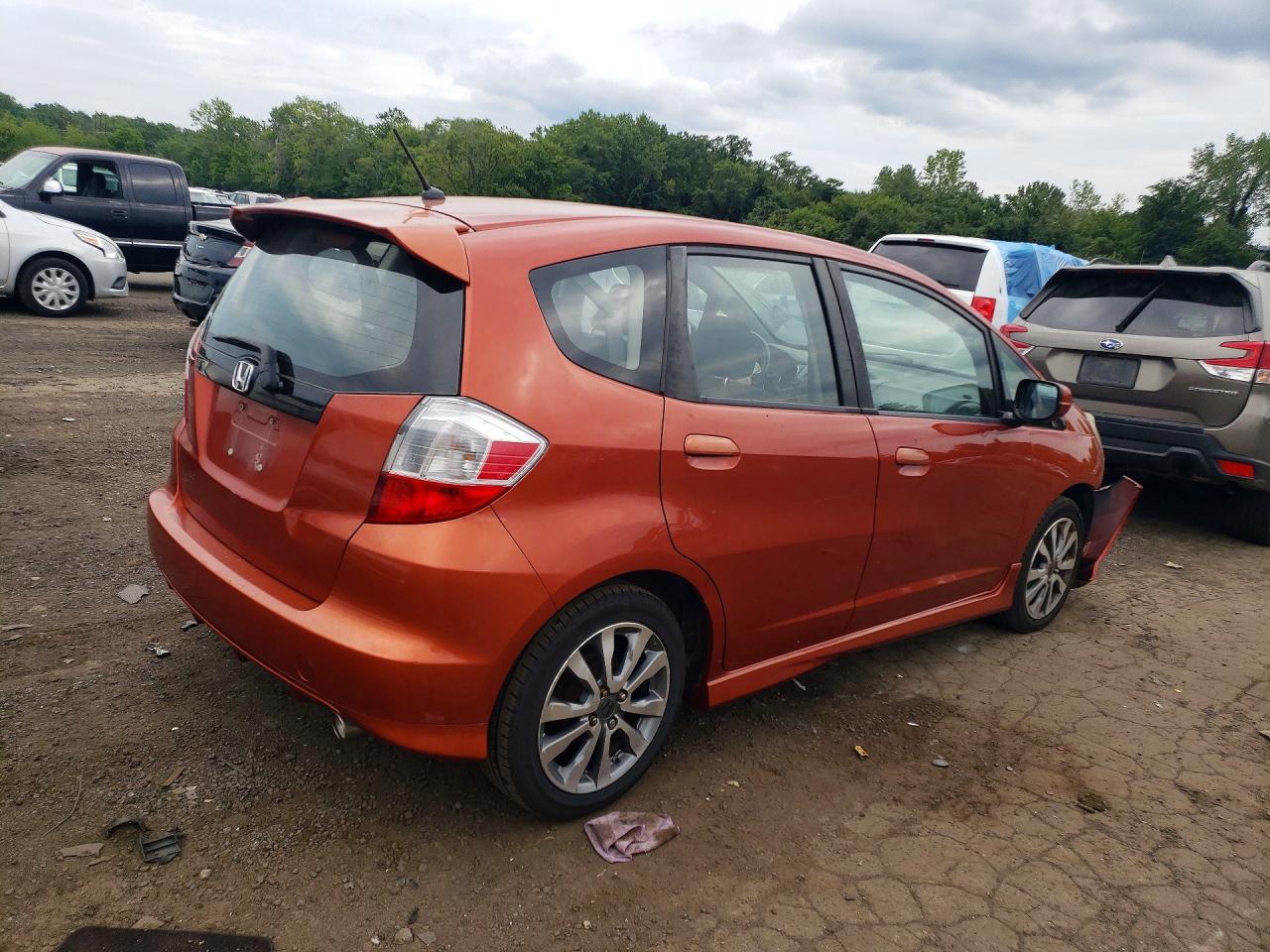 2012 Honda Fit Sport Orange vin: JHMGE8G55CC009102