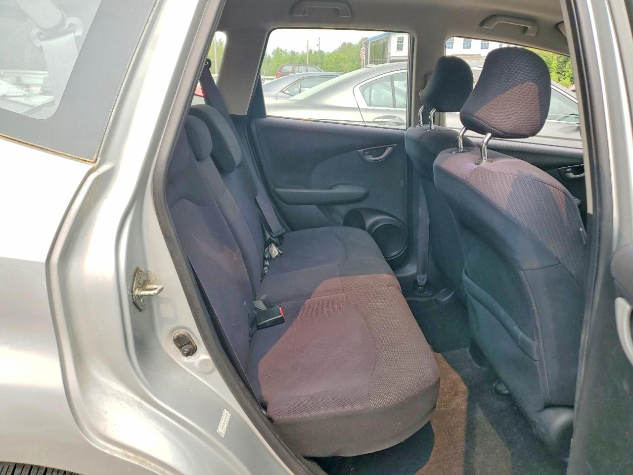 2012 Honda Fit Sport Silver vin: JHMGE8G55CS008599