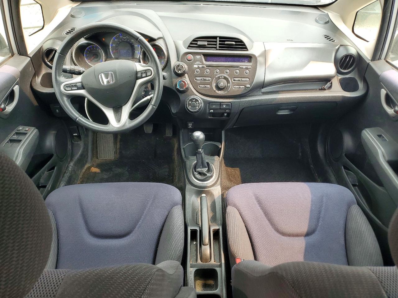 2012 Honda Fit Sport Silver vin: JHMGE8G55CS008599