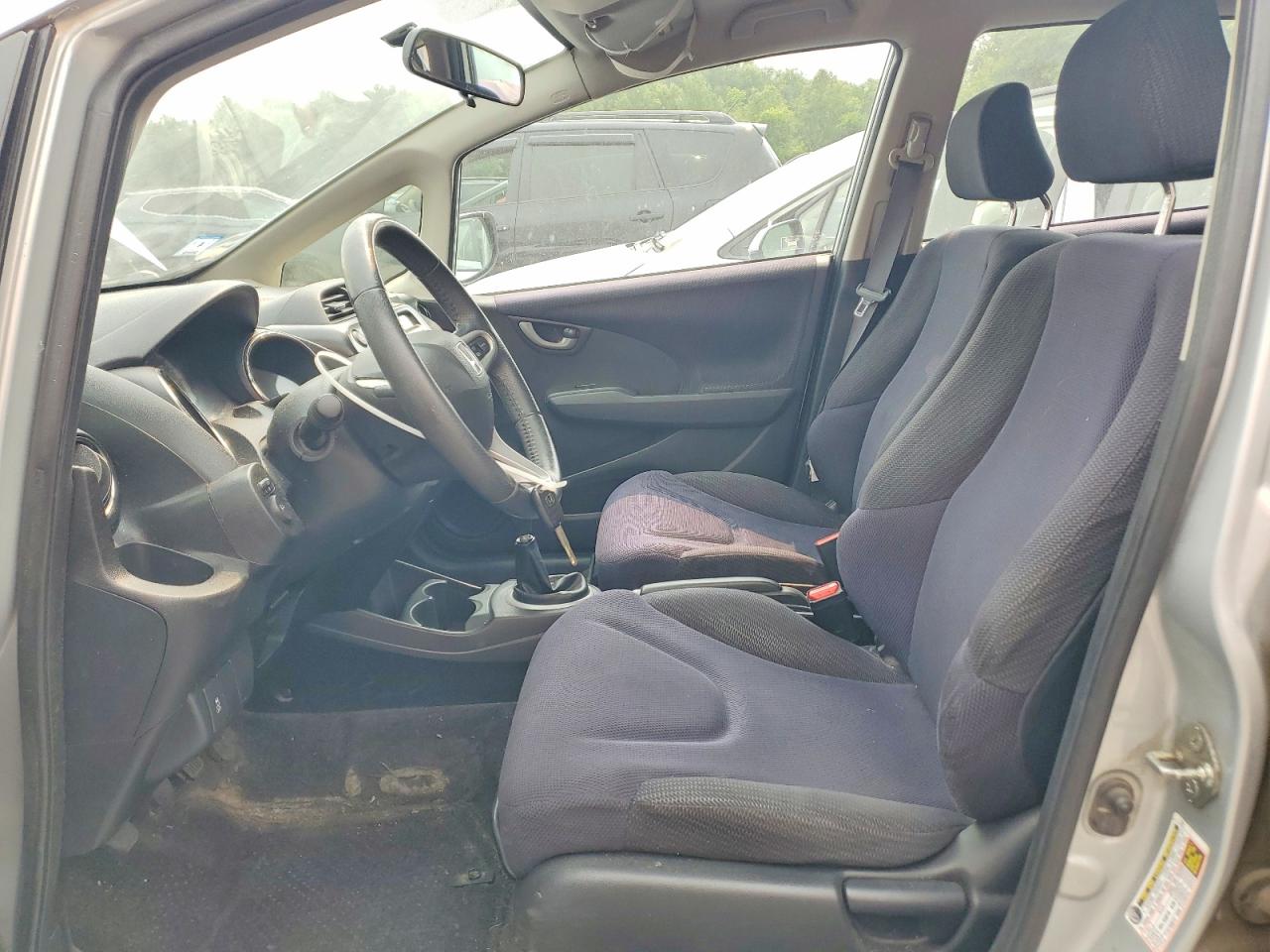 2012 Honda Fit Sport Silver vin: JHMGE8G55CS008599