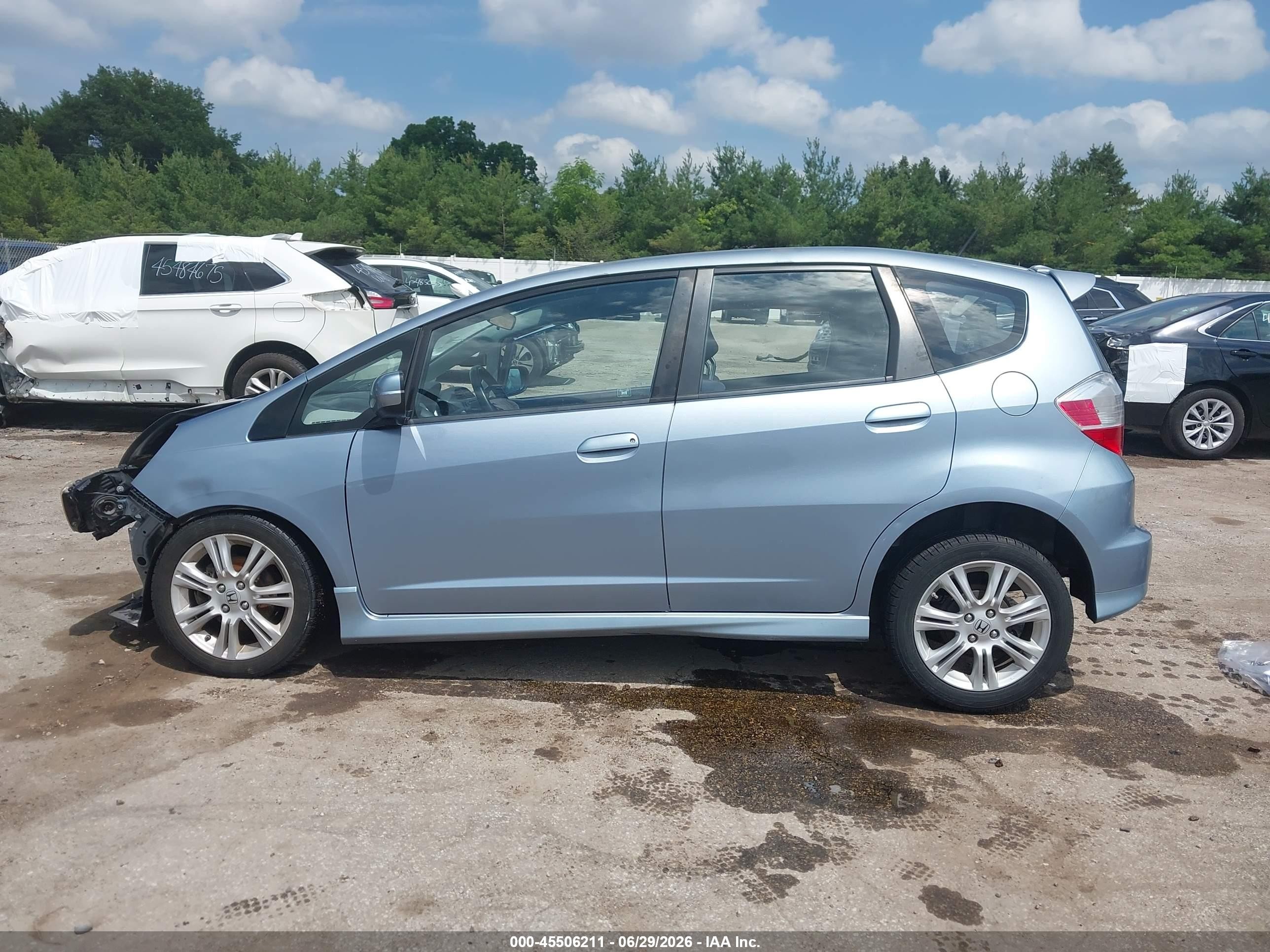 2011 Honda Fit Sport Blue vin: JHMGE8G56BC017546