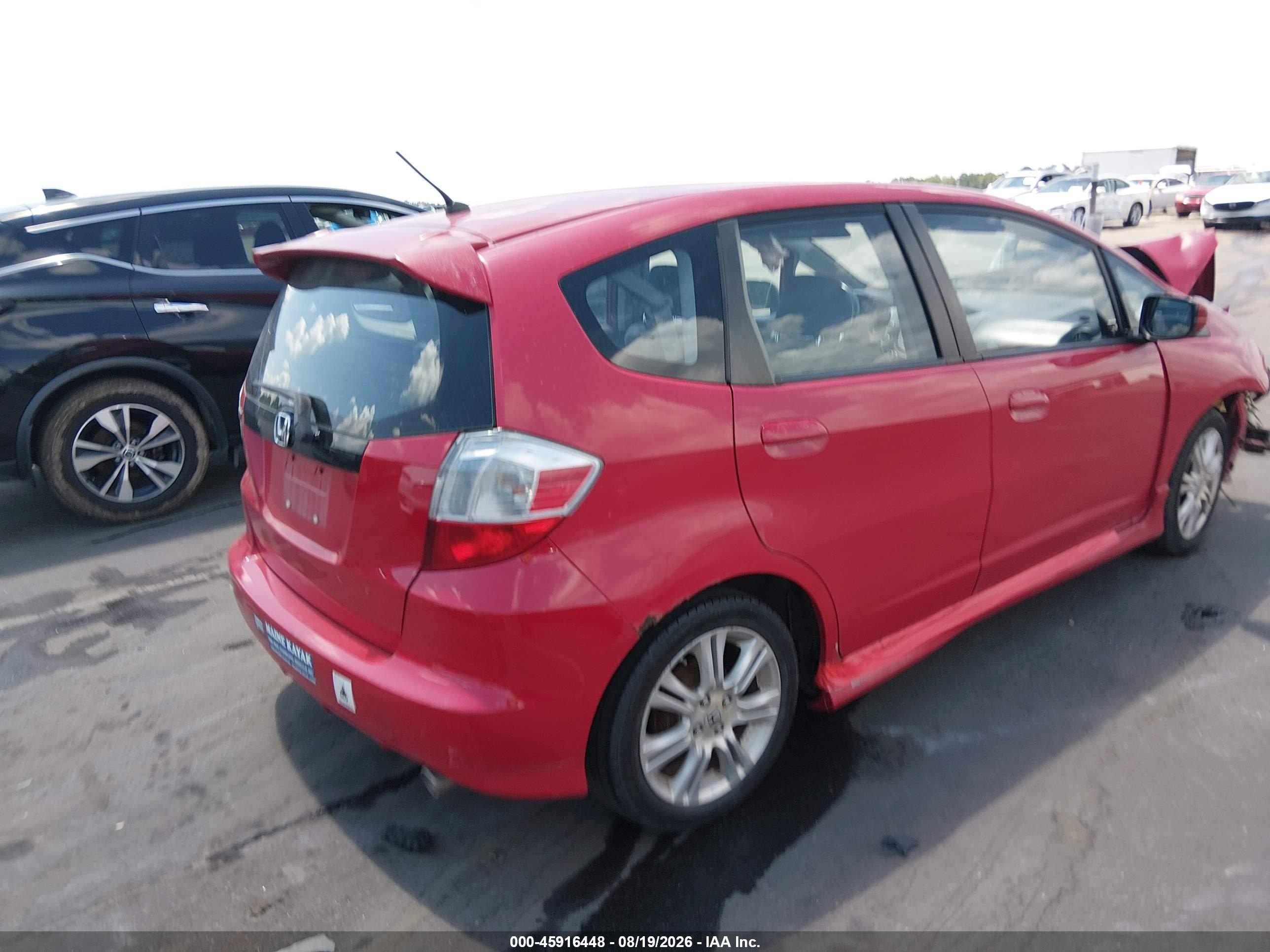2011 Honda Fit Sport Red vin: JHMGE8G56BC019507