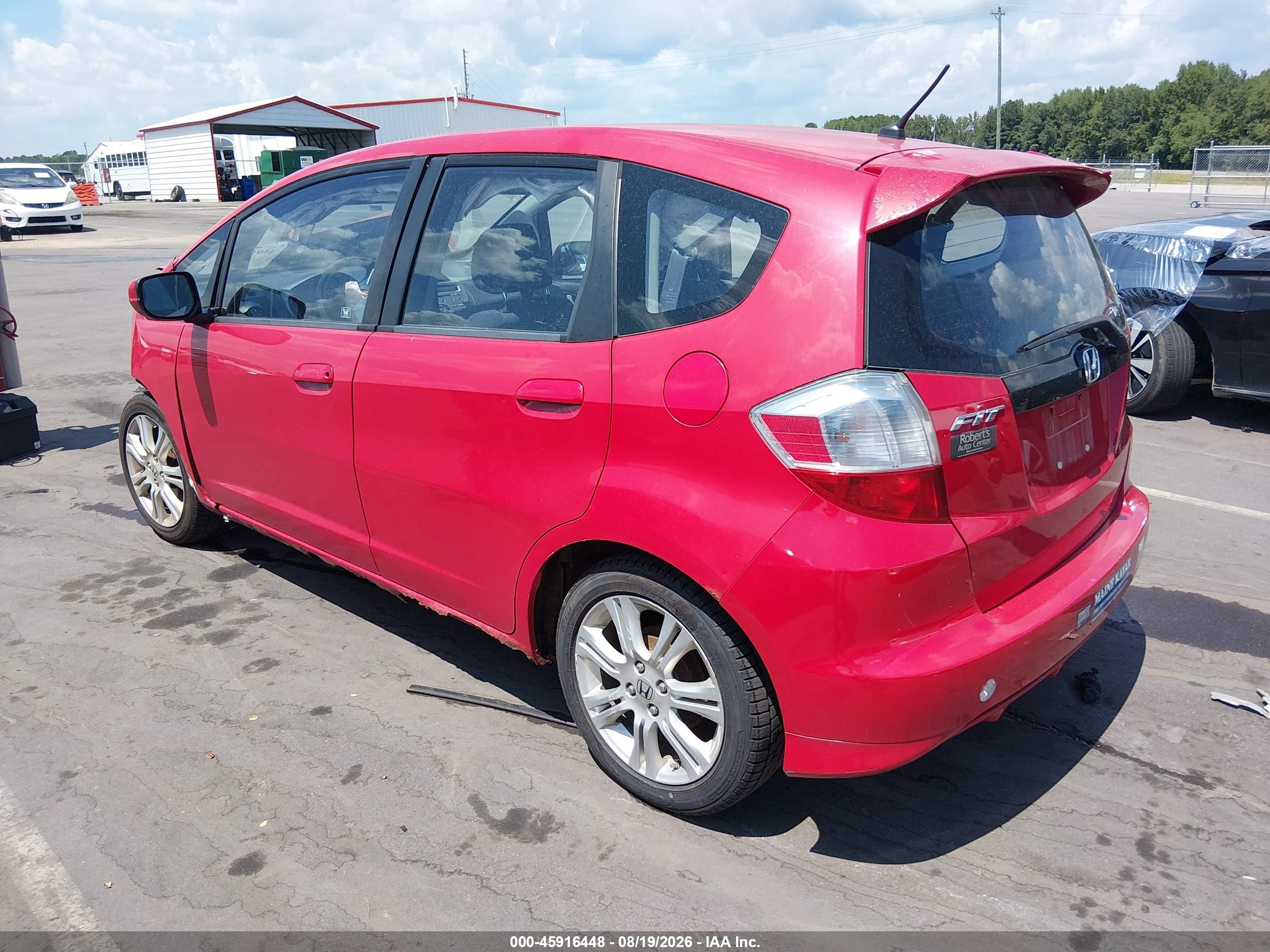 2011 Honda Fit Sport Red vin: JHMGE8G56BC019507