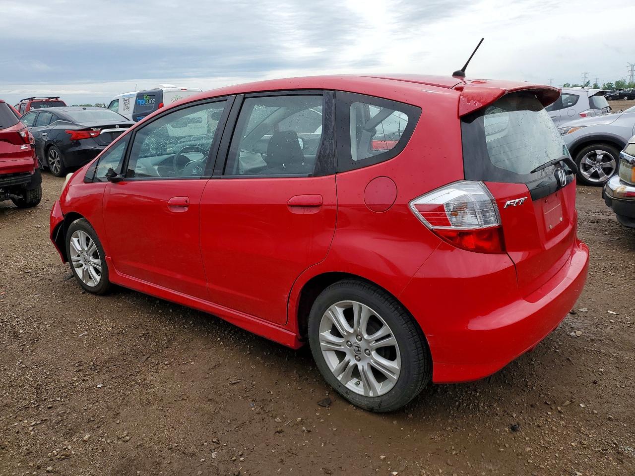 2011 Honda Fit Sport Red vin: JHMGE8G56BS001384