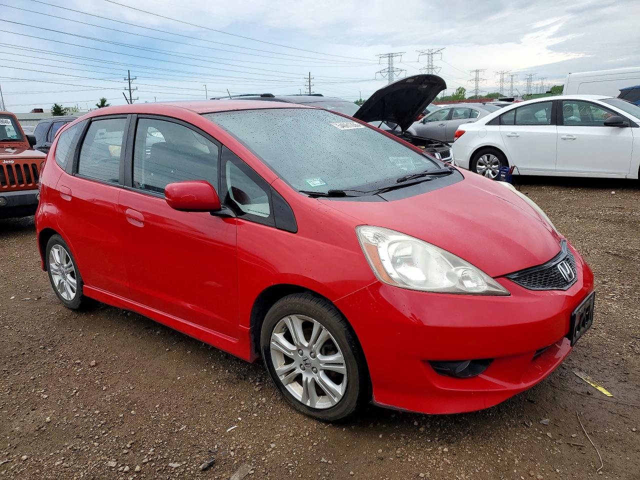 2011 Honda Fit Sport Red vin: JHMGE8G56BS001384