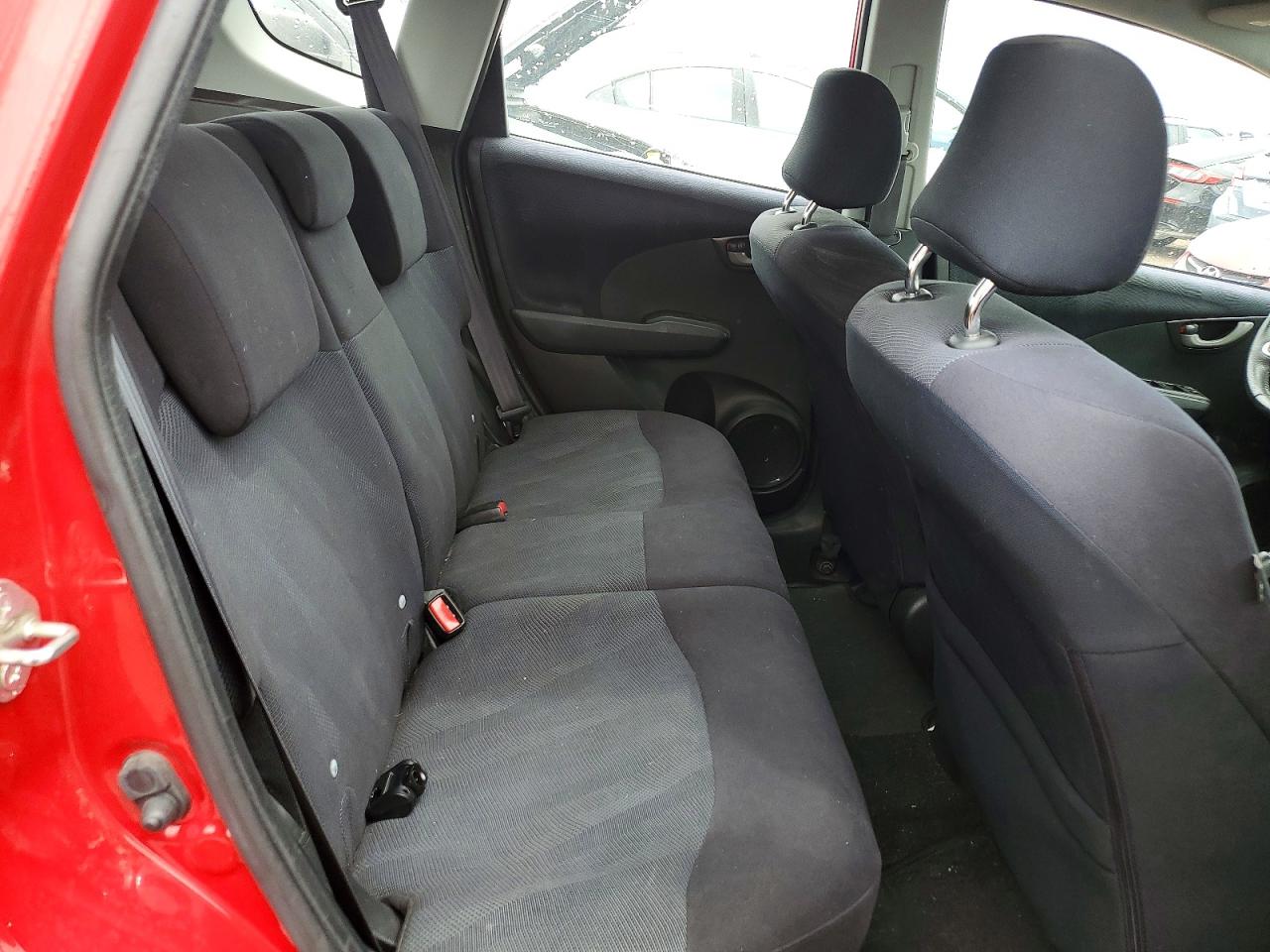 2011 Honda Fit Sport Red vin: JHMGE8G56BS001384