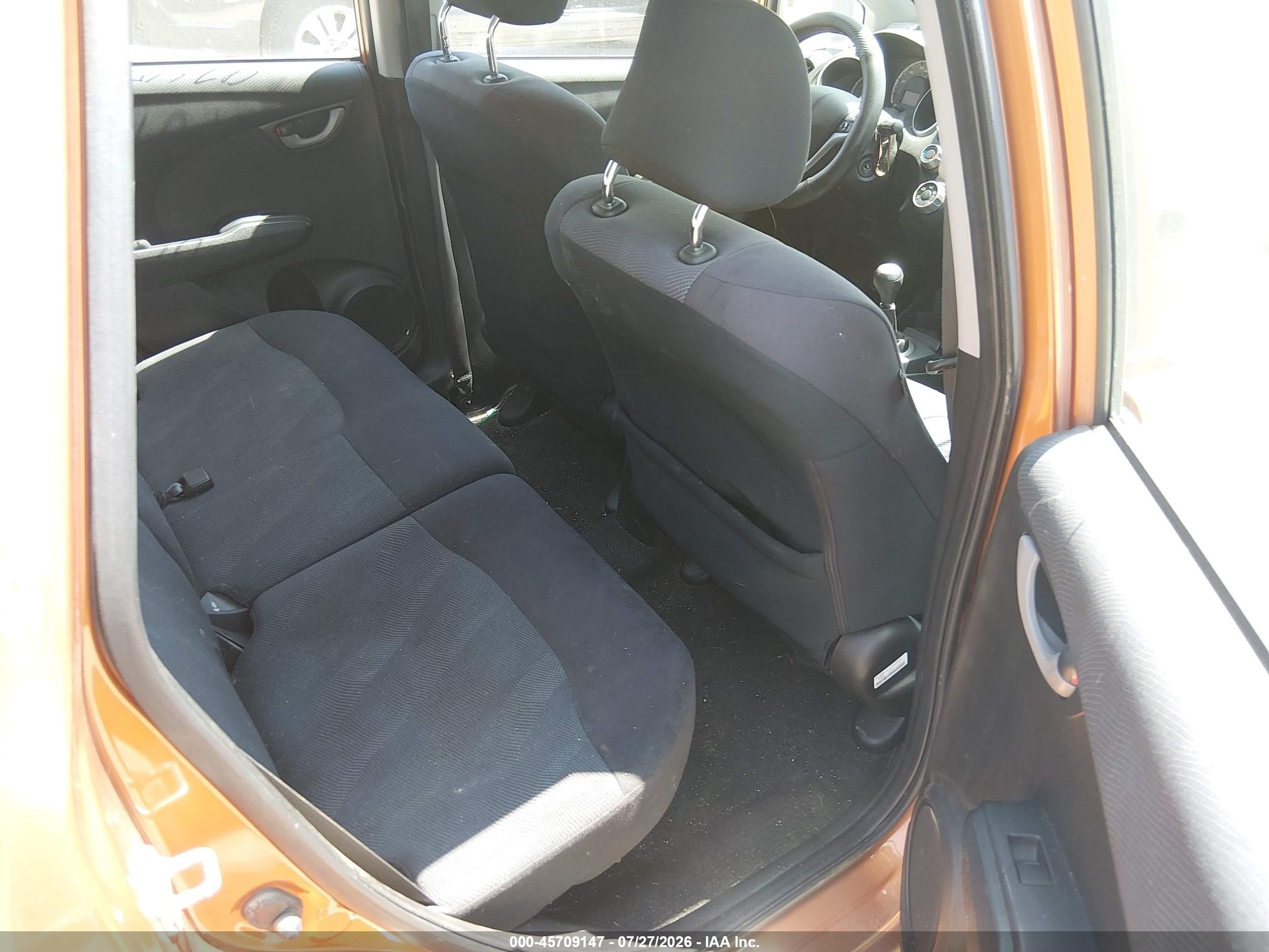 2011 Honda Fit Sport Orange vin: JHMGE8G56BS011137