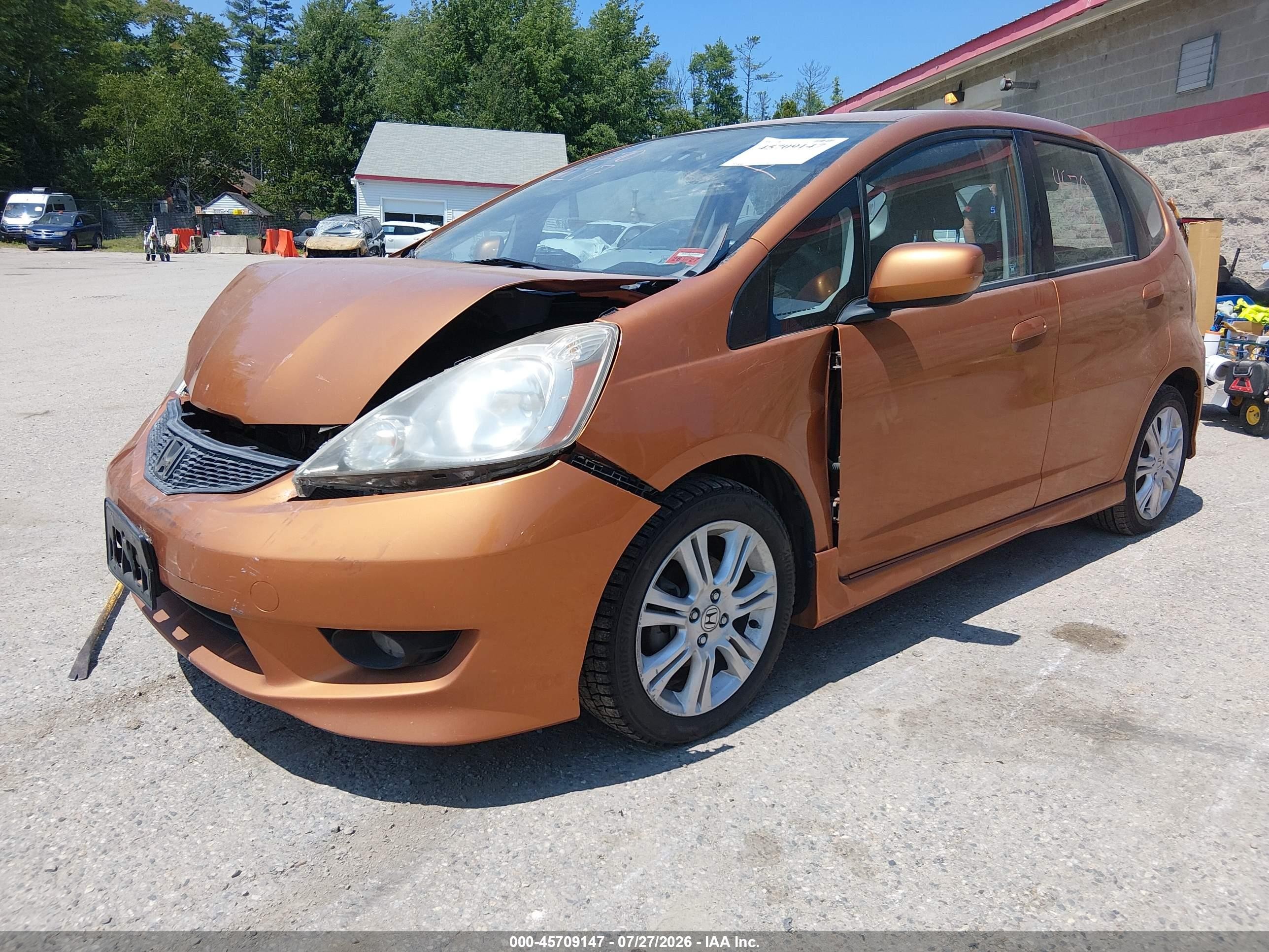 2011 Honda Fit Sport Orange vin: JHMGE8G56BS011137