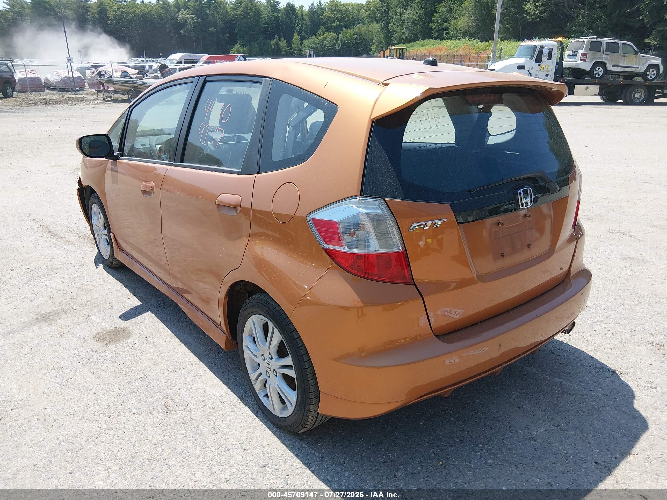 2011 Honda Fit Sport Orange vin: JHMGE8G56BS011137