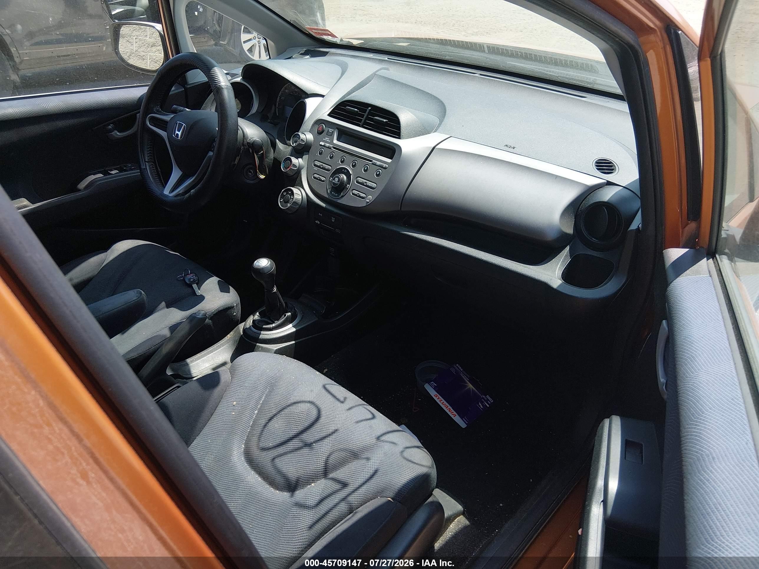 2011 Honda Fit Sport Orange vin: JHMGE8G56BS011137
