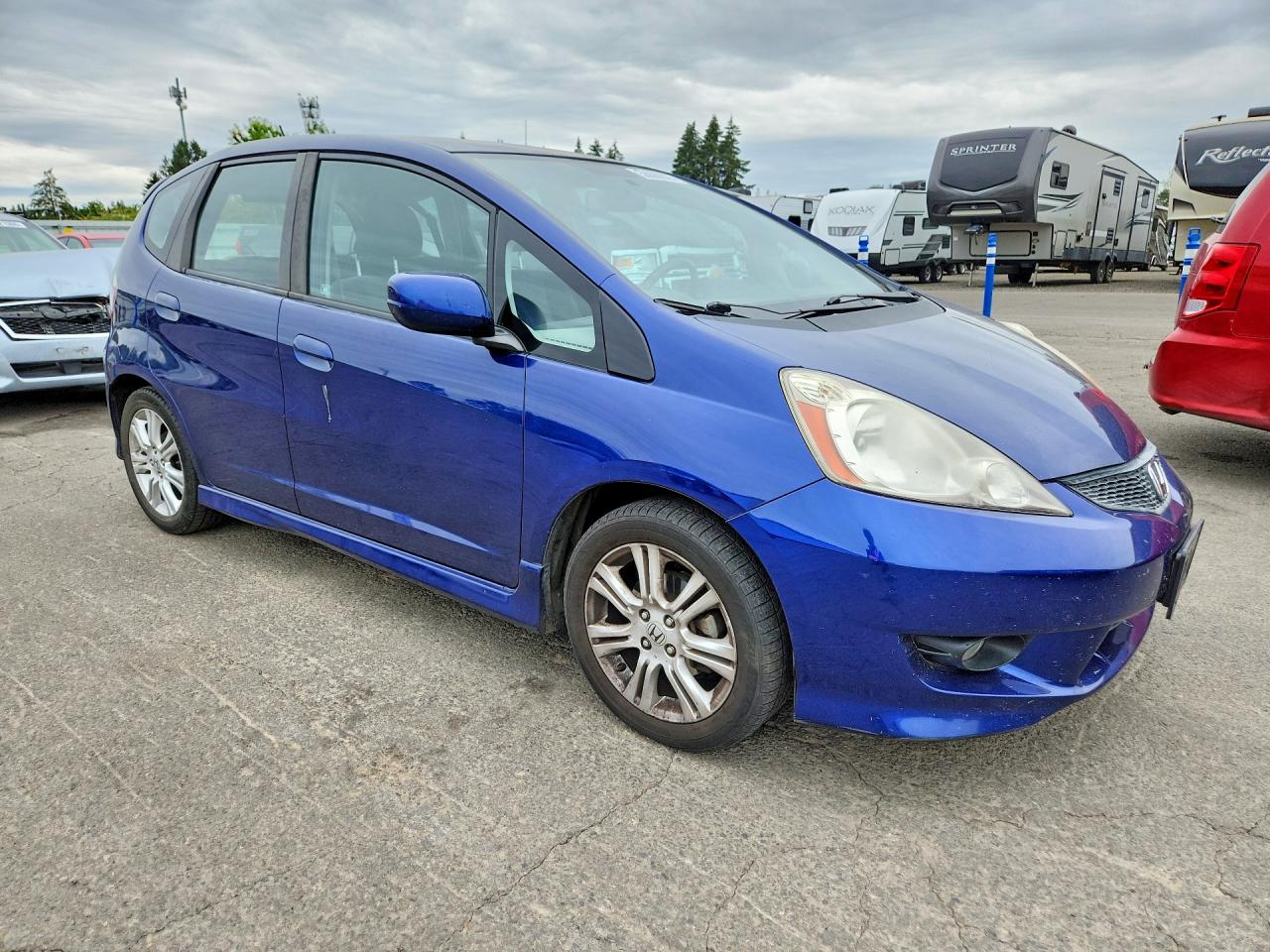 2011 Honda Fit Sport Blue vin: JHMGE8G57BC021959