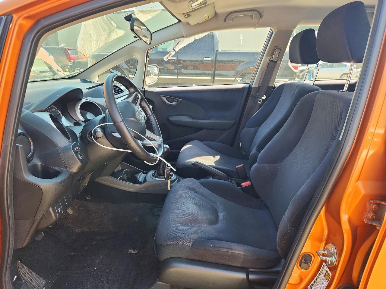2011 Honda Fit Sport Оранжевый vin: JHMGE8G58BC003616