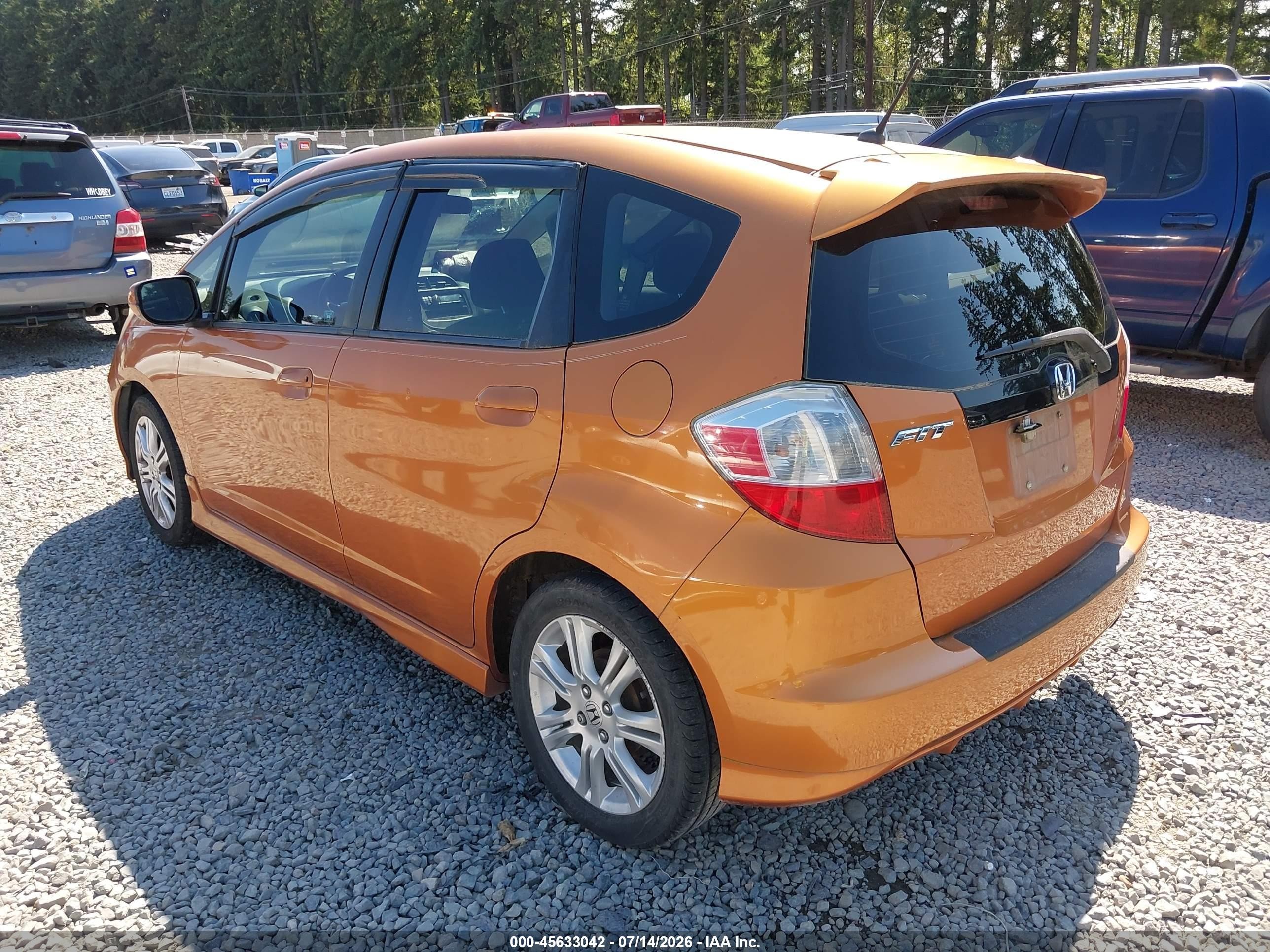 2011 Honda Fit Sport Orange vin: JHMGE8G59BS001430