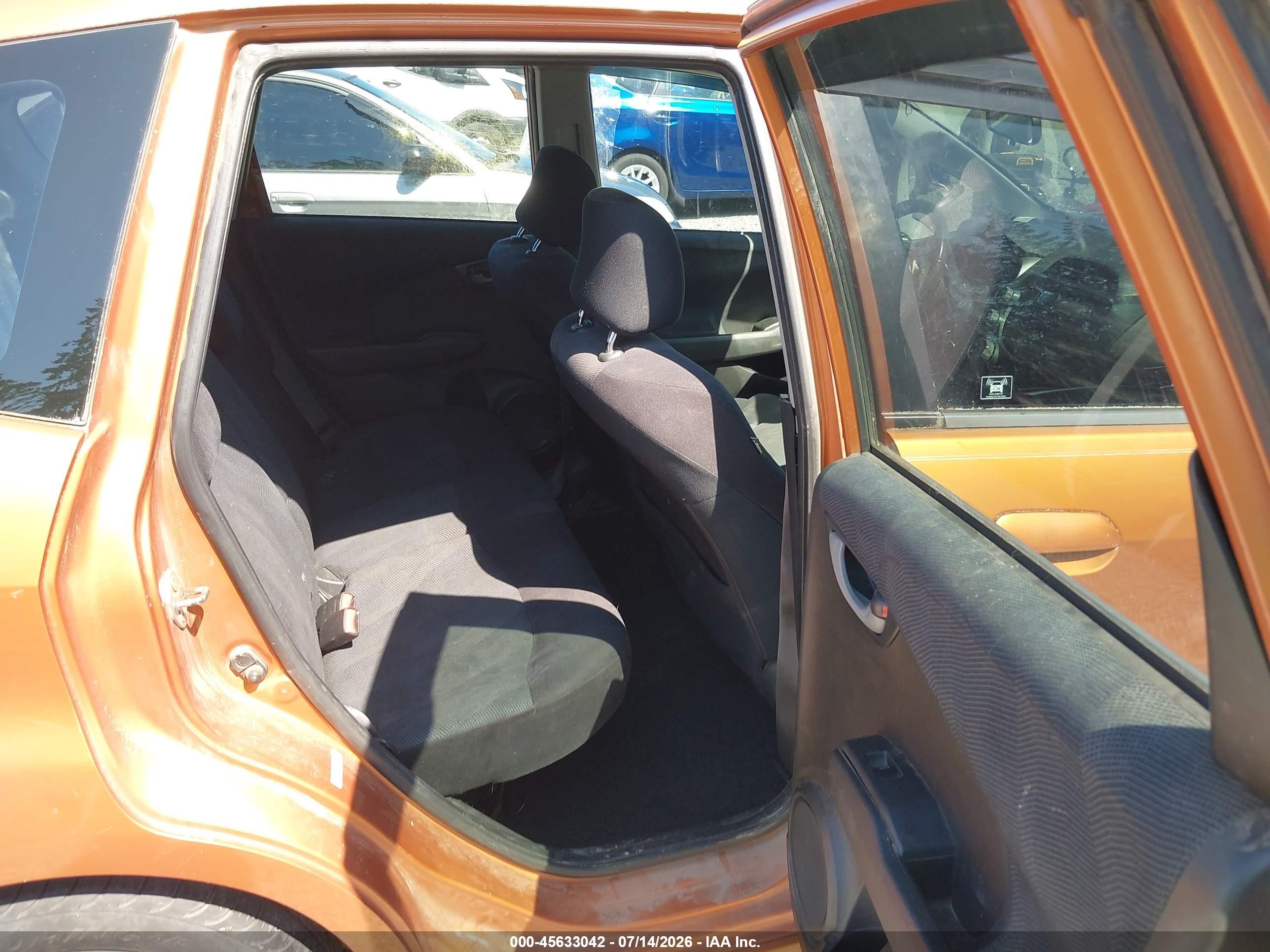 2011 Honda Fit Sport Orange vin: JHMGE8G59BS001430