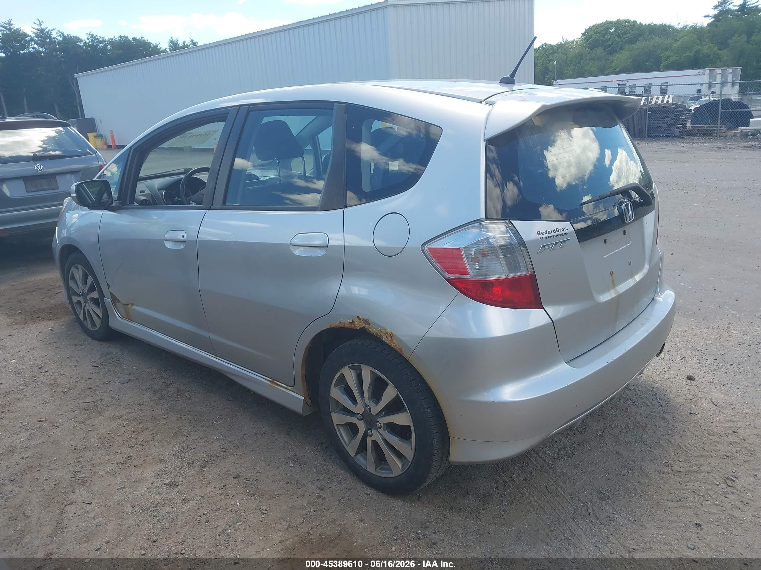2013 Honda Fit Sport Серебряный vin: JHMGE8G5XDC041206