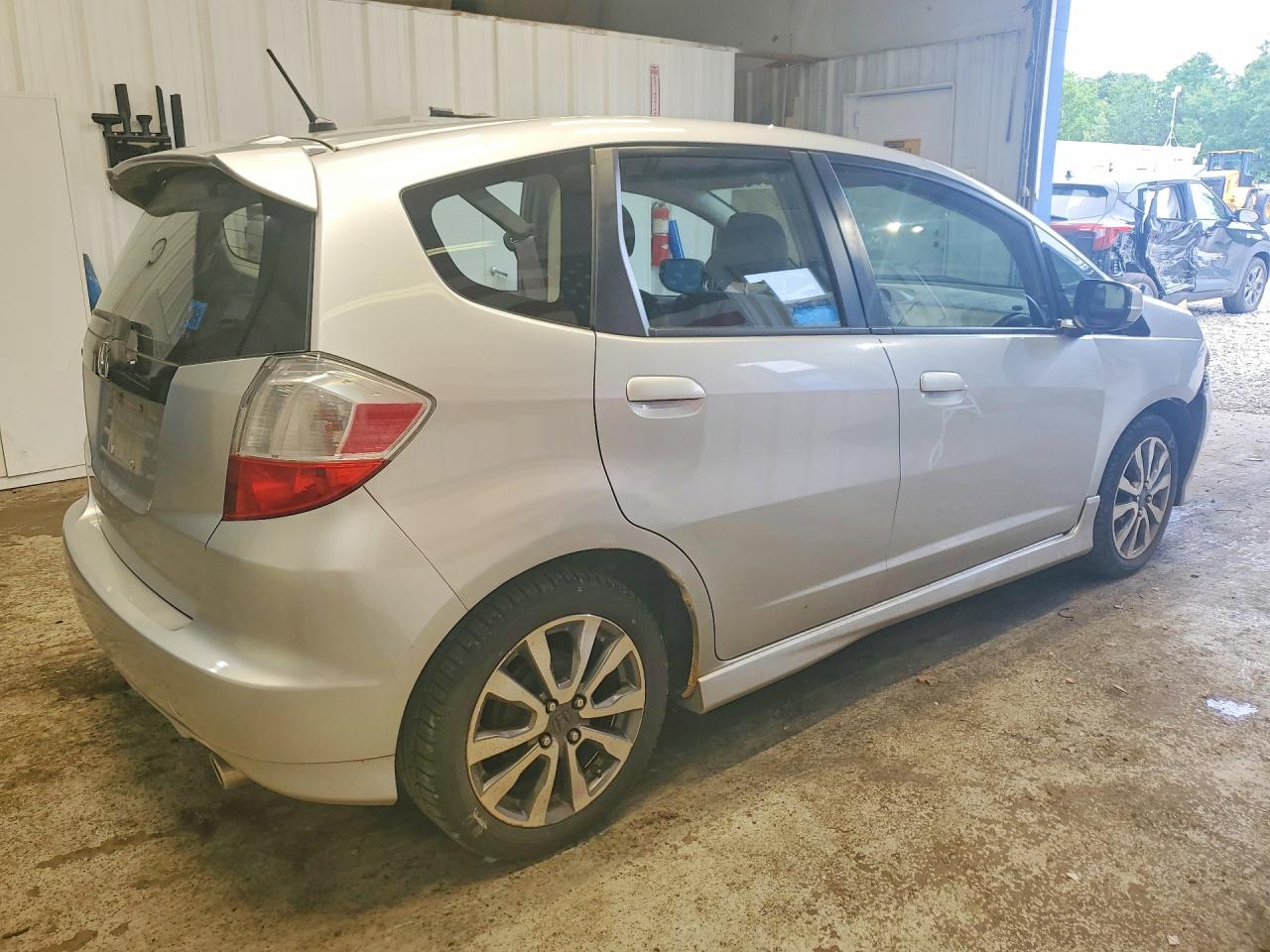 2013 Honda Fit Sport Silver vin: JHMGE8G5XDC042758
