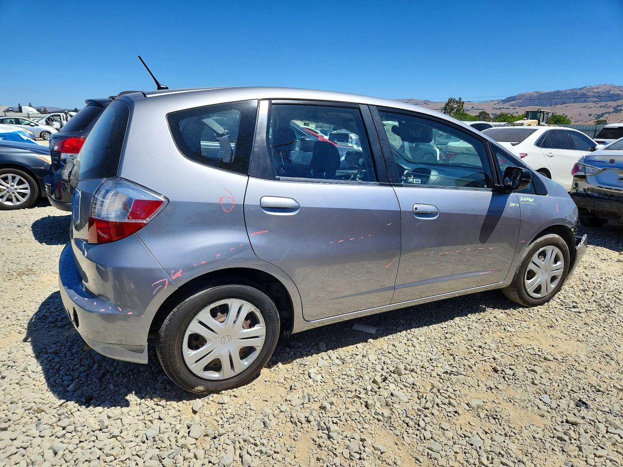 2010 Honda Fit Silver vin: JHMGE8H20AC028075