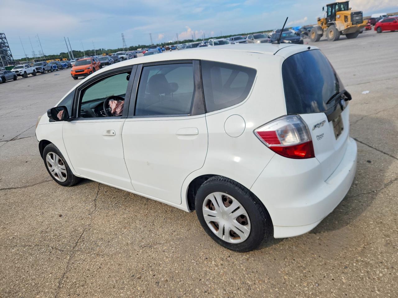 2010 Honda Fit White vin: JHMGE8H20AC034068