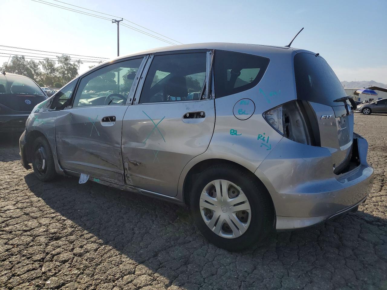 2010 Honda Fit Серебряный vin: JHMGE8H20AS011444