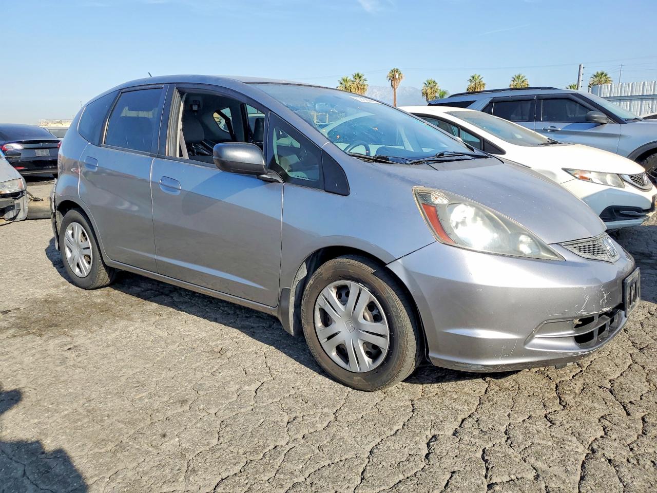 2010 Honda Fit Серебряный vin: JHMGE8H20AS011444